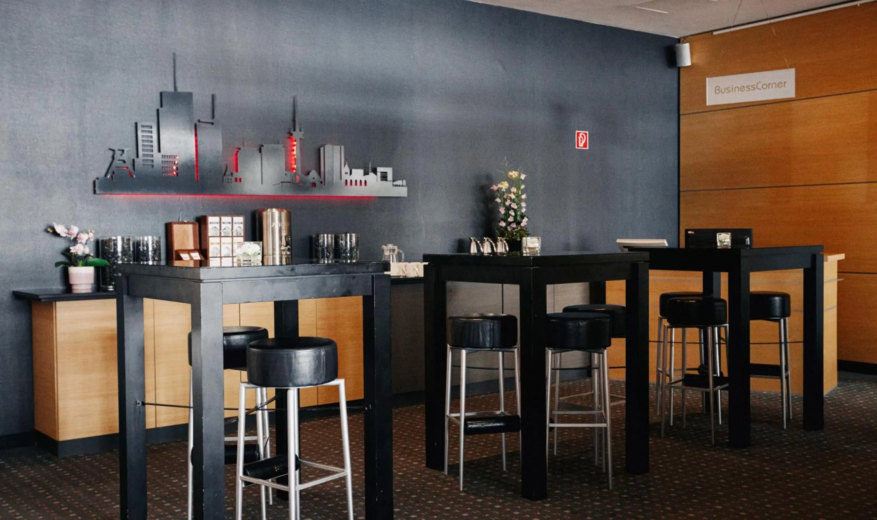 Business facilities in Ramada by Wyndham Essen