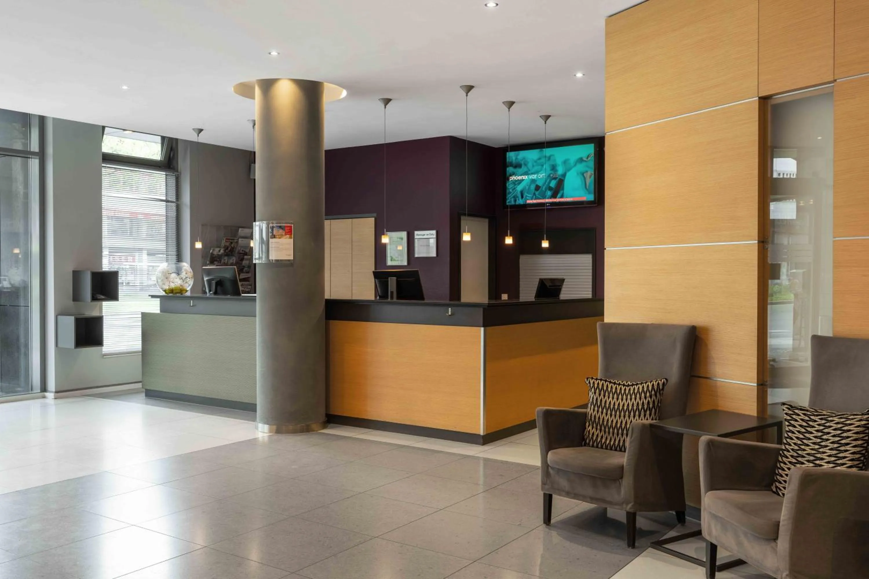 Lobby or reception in Ramada by Wyndham Essen