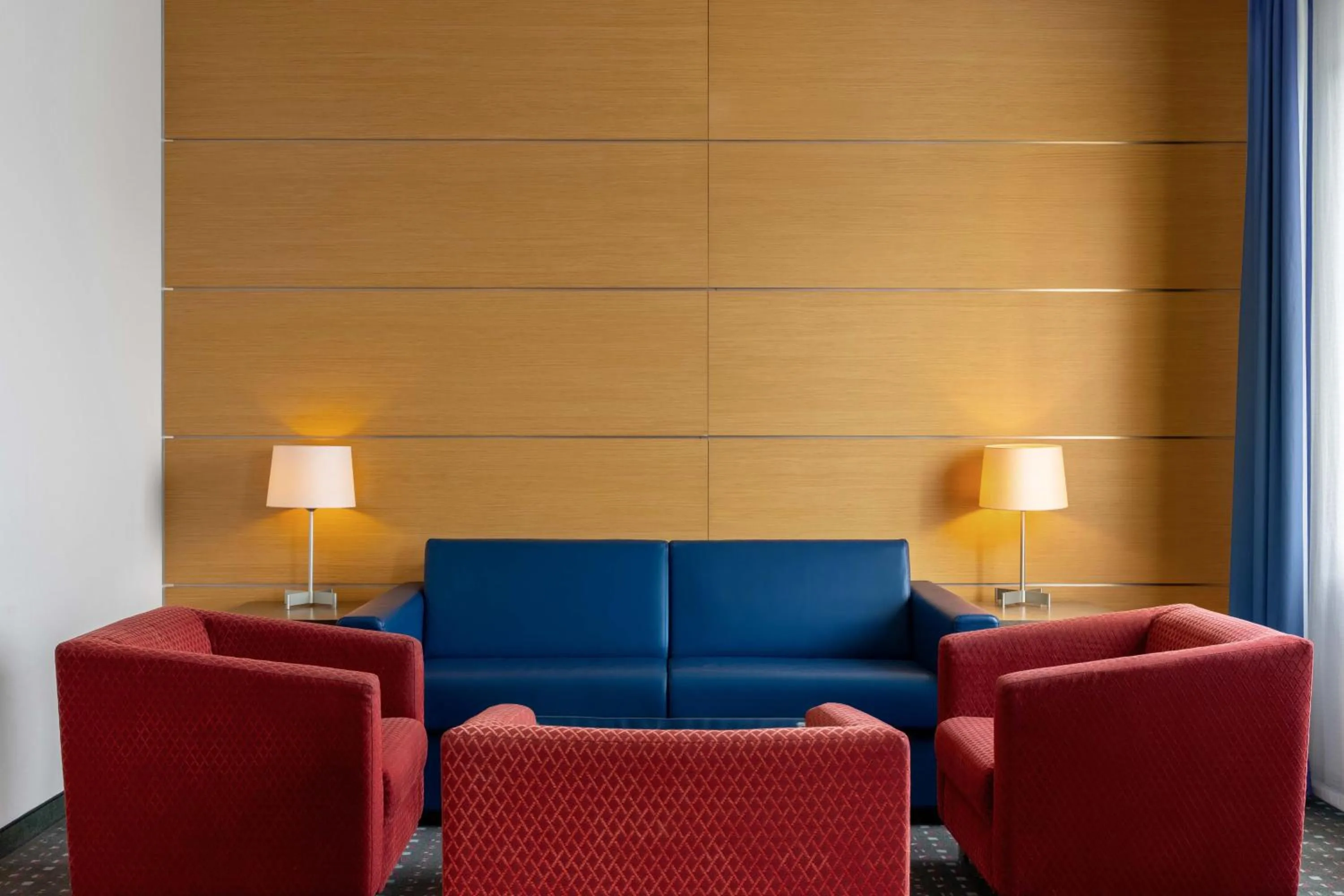 Seating area in Ramada by Wyndham Essen