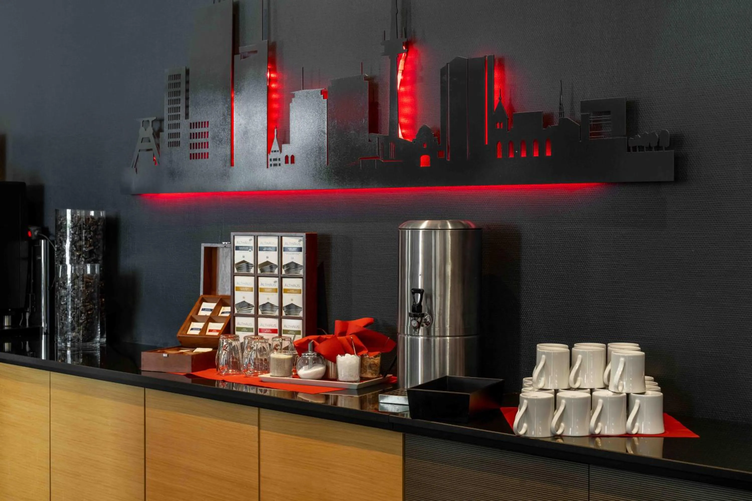 Coffee/tea facilities in Ramada by Wyndham Essen
