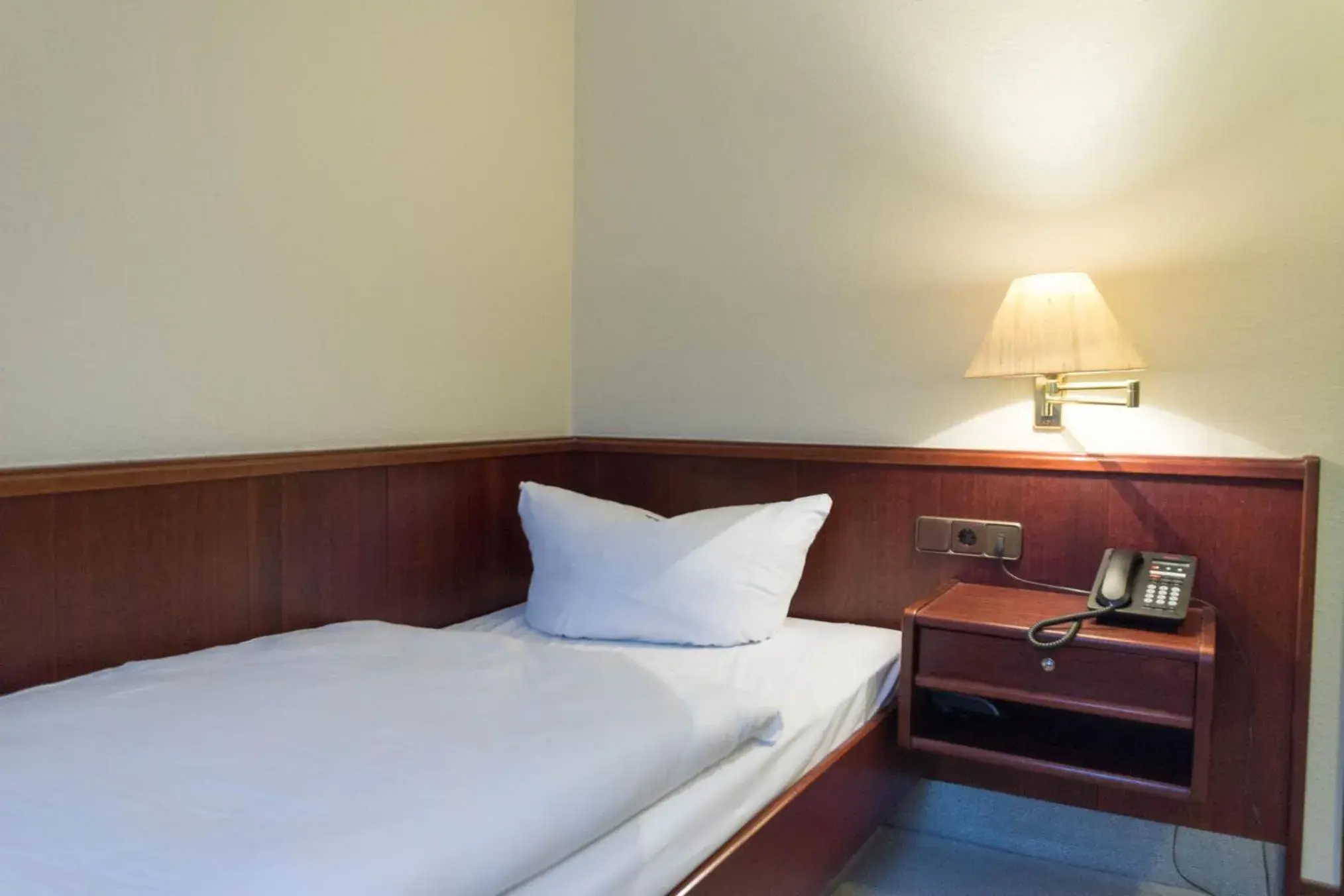 Single Room - single occupancy in Hotel Altdeutsche Weinstuben Single Room - single occupancy in Hotel Altdeutsche Weinstuben