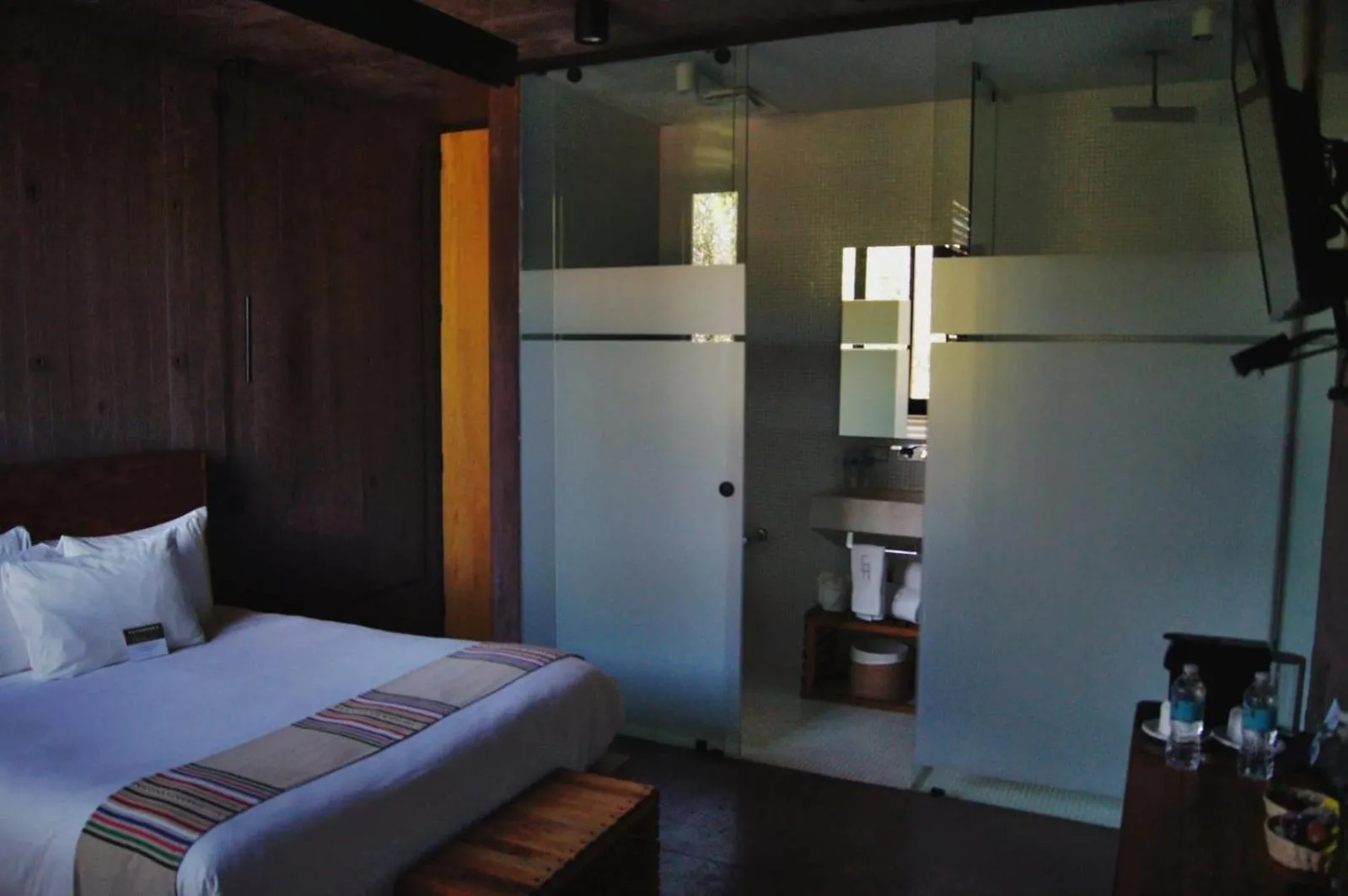 Bathroom, Bed in Casa de Agua