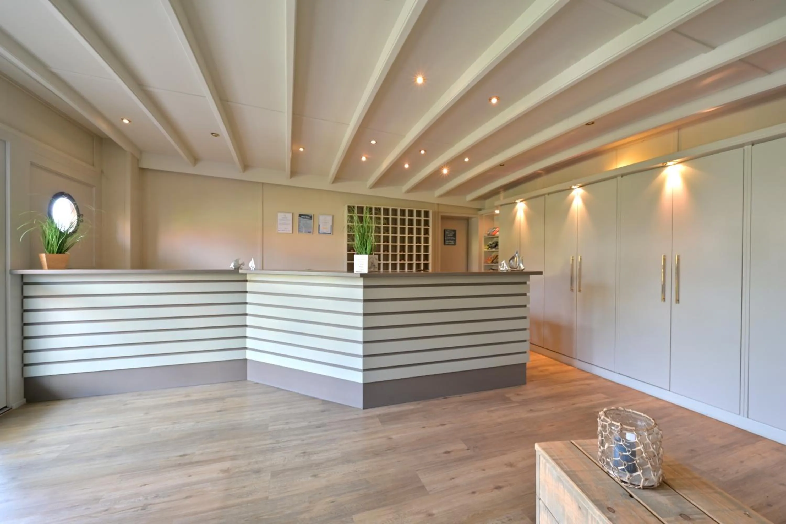 Lobby or reception in Hotel- & Ferienanlage Kapitäns-Häuser Breege
