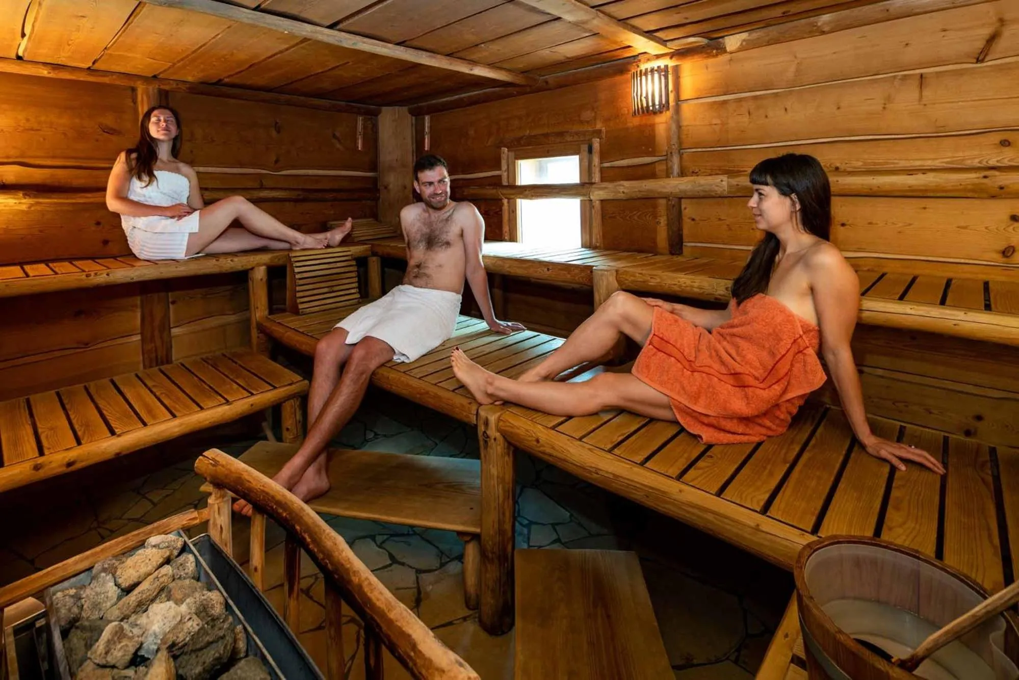 People in Landhotel Gut Wildberg mit Sauna
