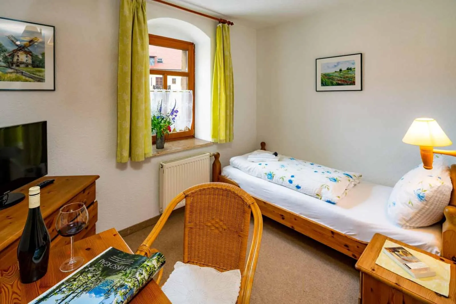 Photo of the whole room, Bed in Landhotel Gut Wildberg mit Sauna