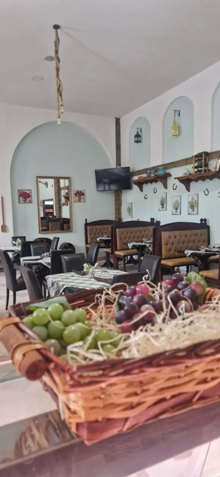 Restaurant/places to eat in Casale Rurale