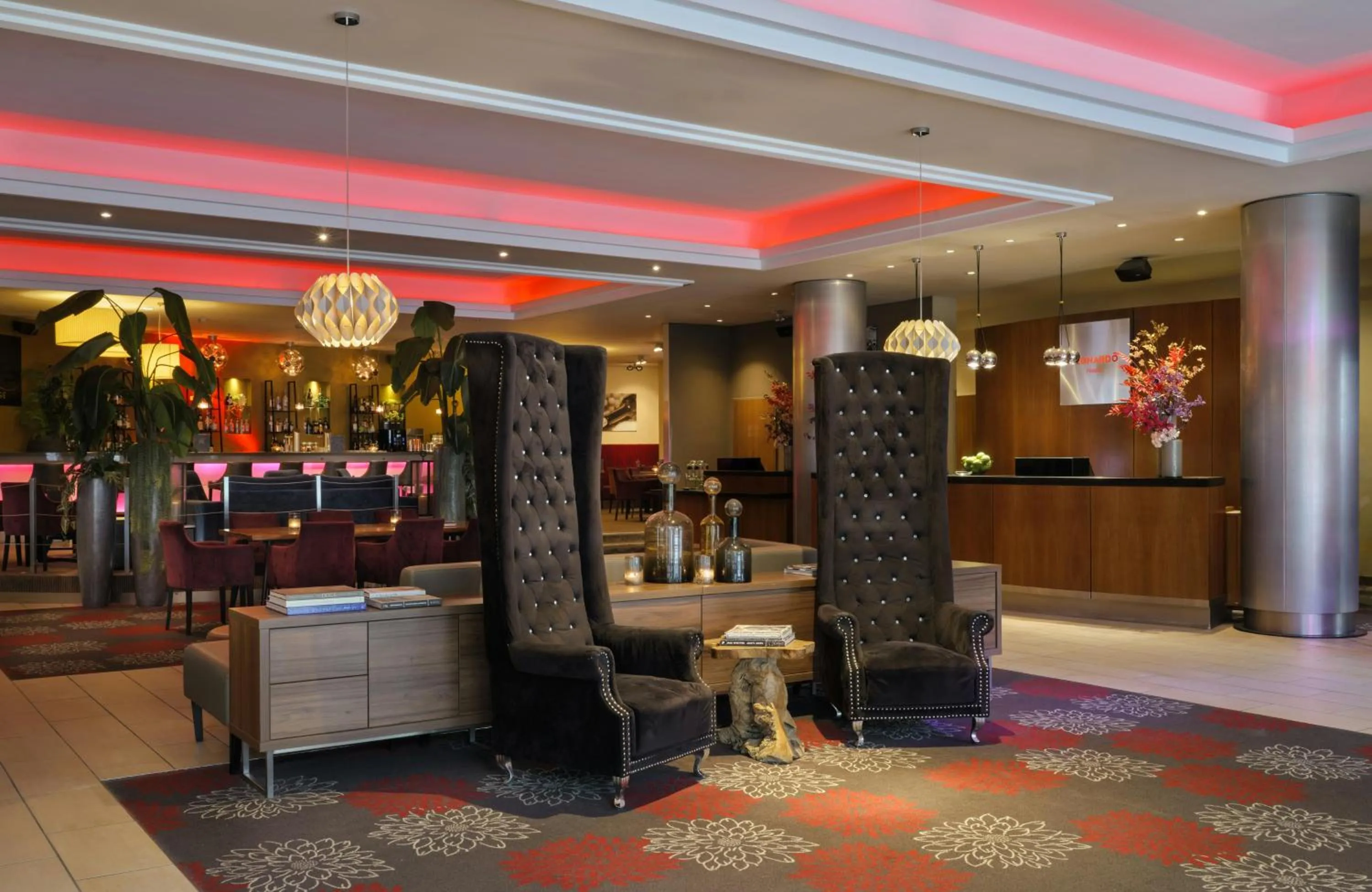 Lobby or reception in Leonardo Royal Hotel Düsseldorf Königsallee