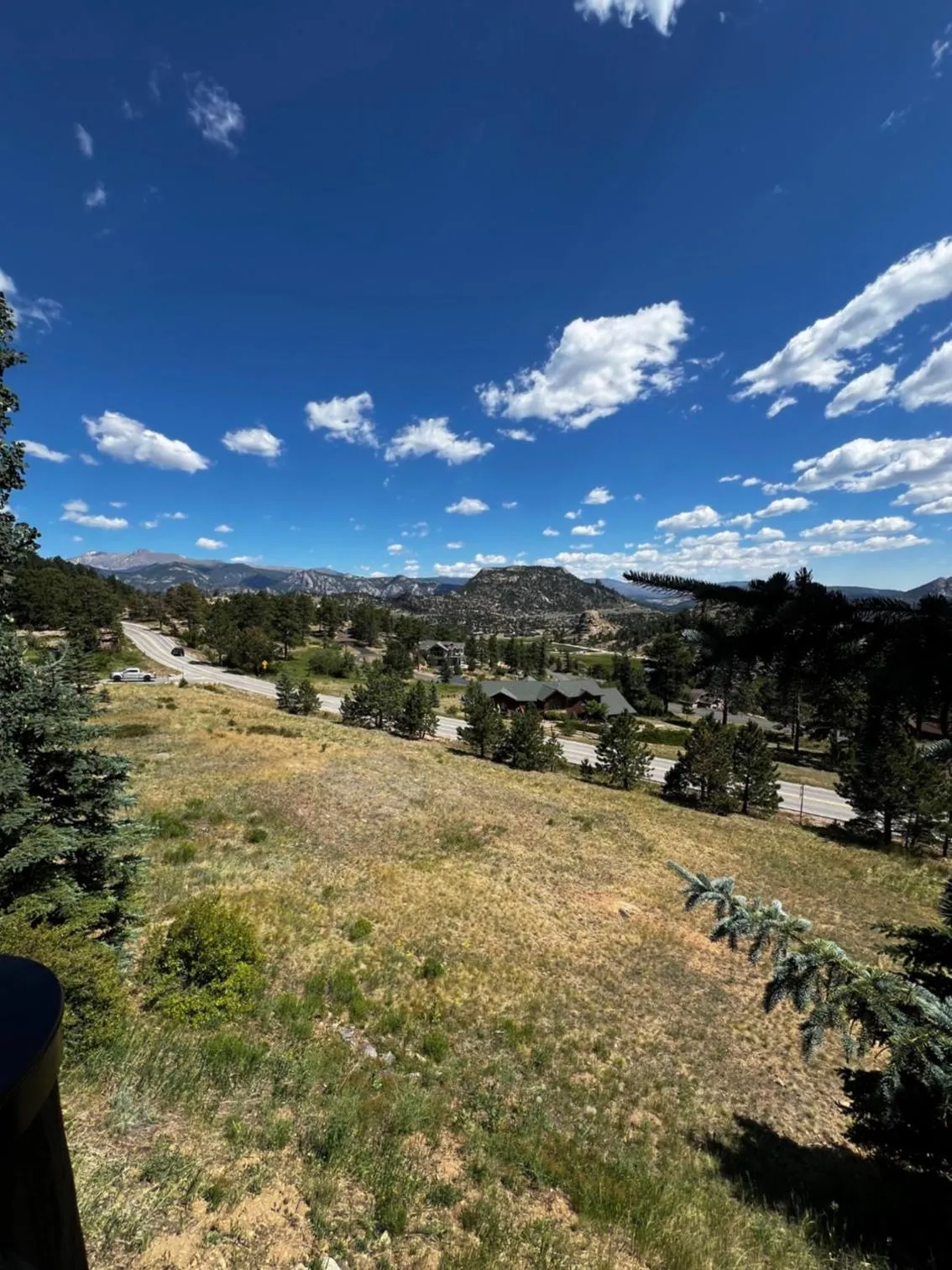 Natural landscape in Taharaa Mountain Lodge