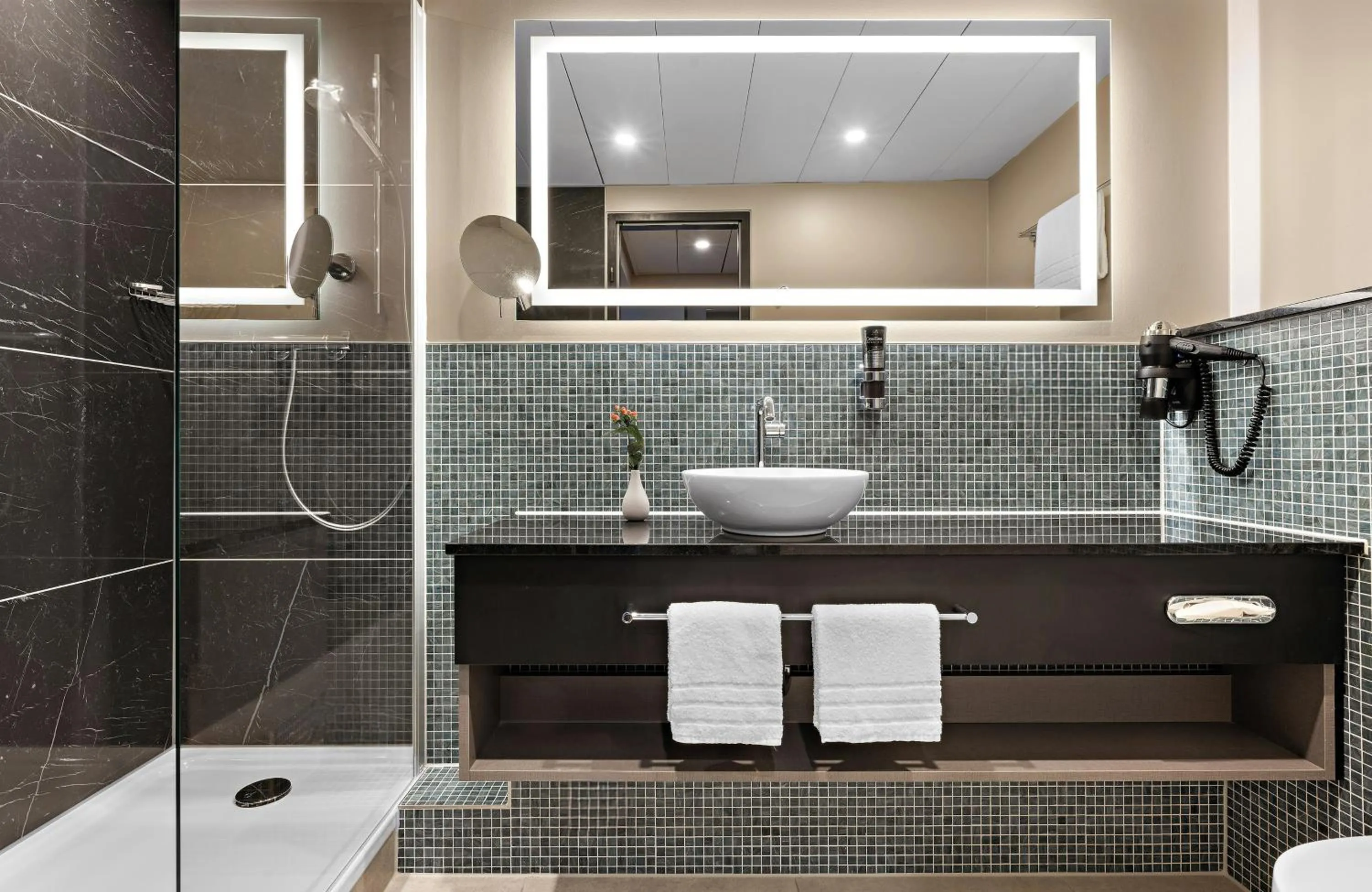 Bathroom in Leonardo Royal Hotel Frankfurt