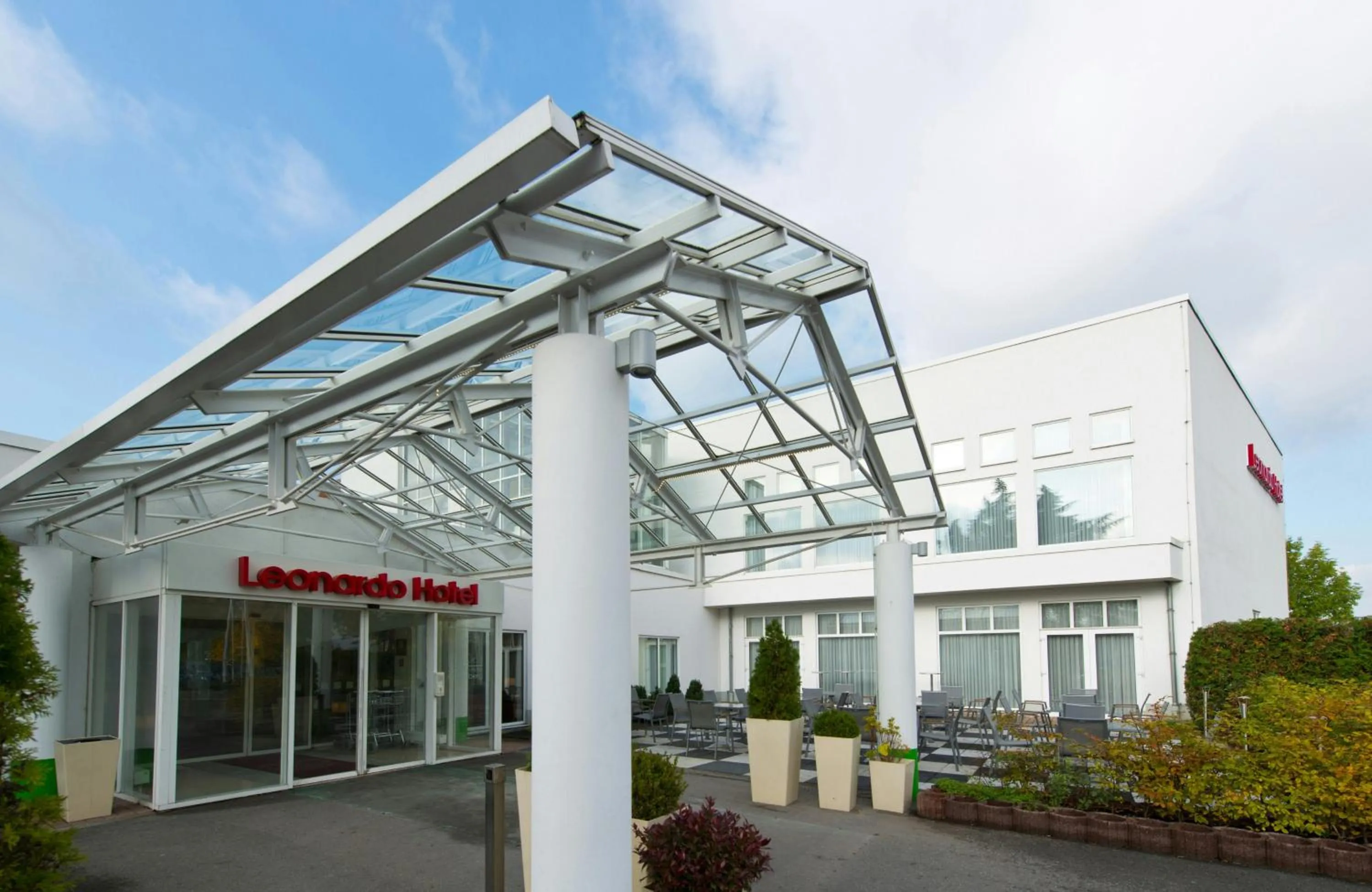 Facade/entrance in Leonardo Hotel Heidelberg