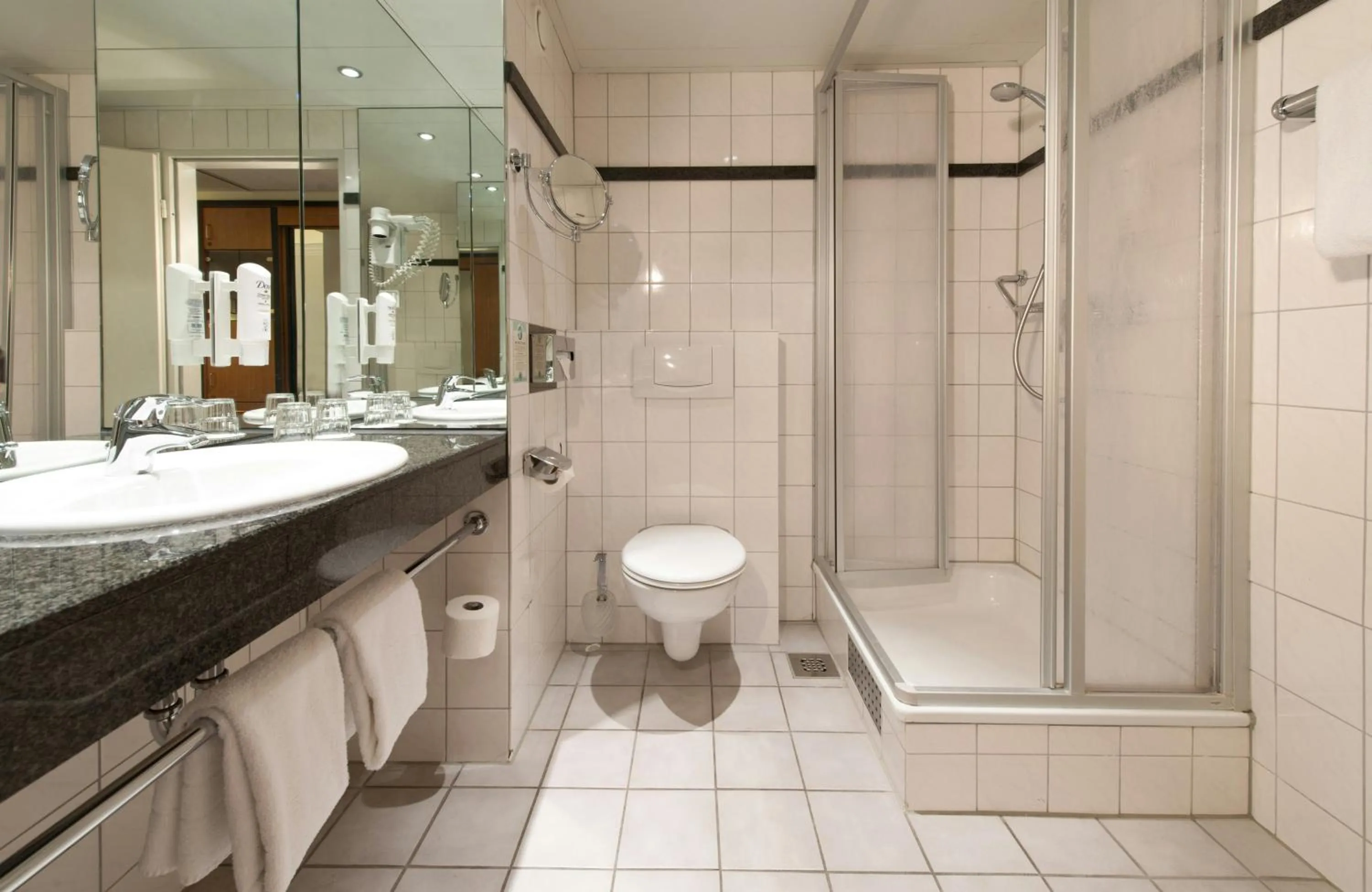 Bathroom in Leonardo Hotel Heidelberg