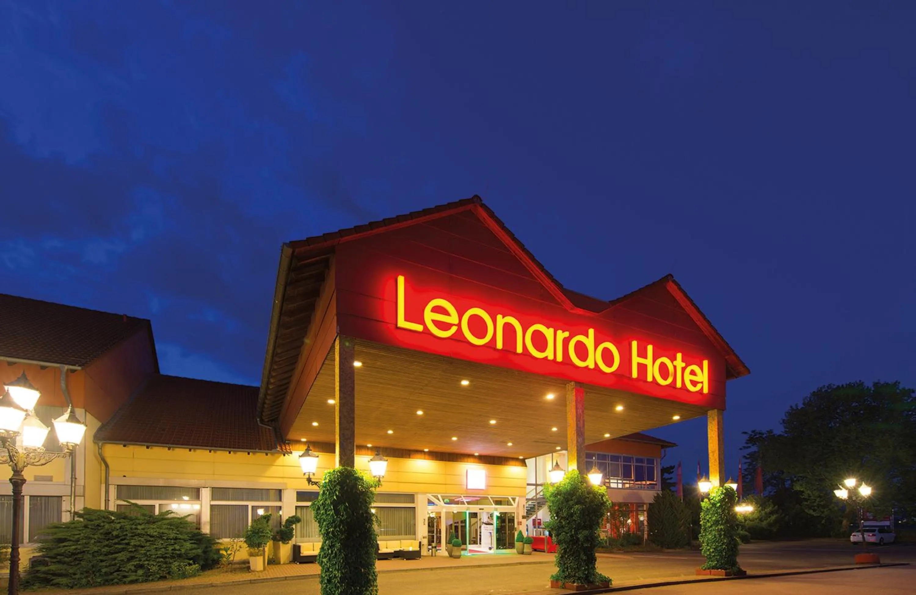 Facade/entrance in Leonardo Hotel Heidelberg Walldorf