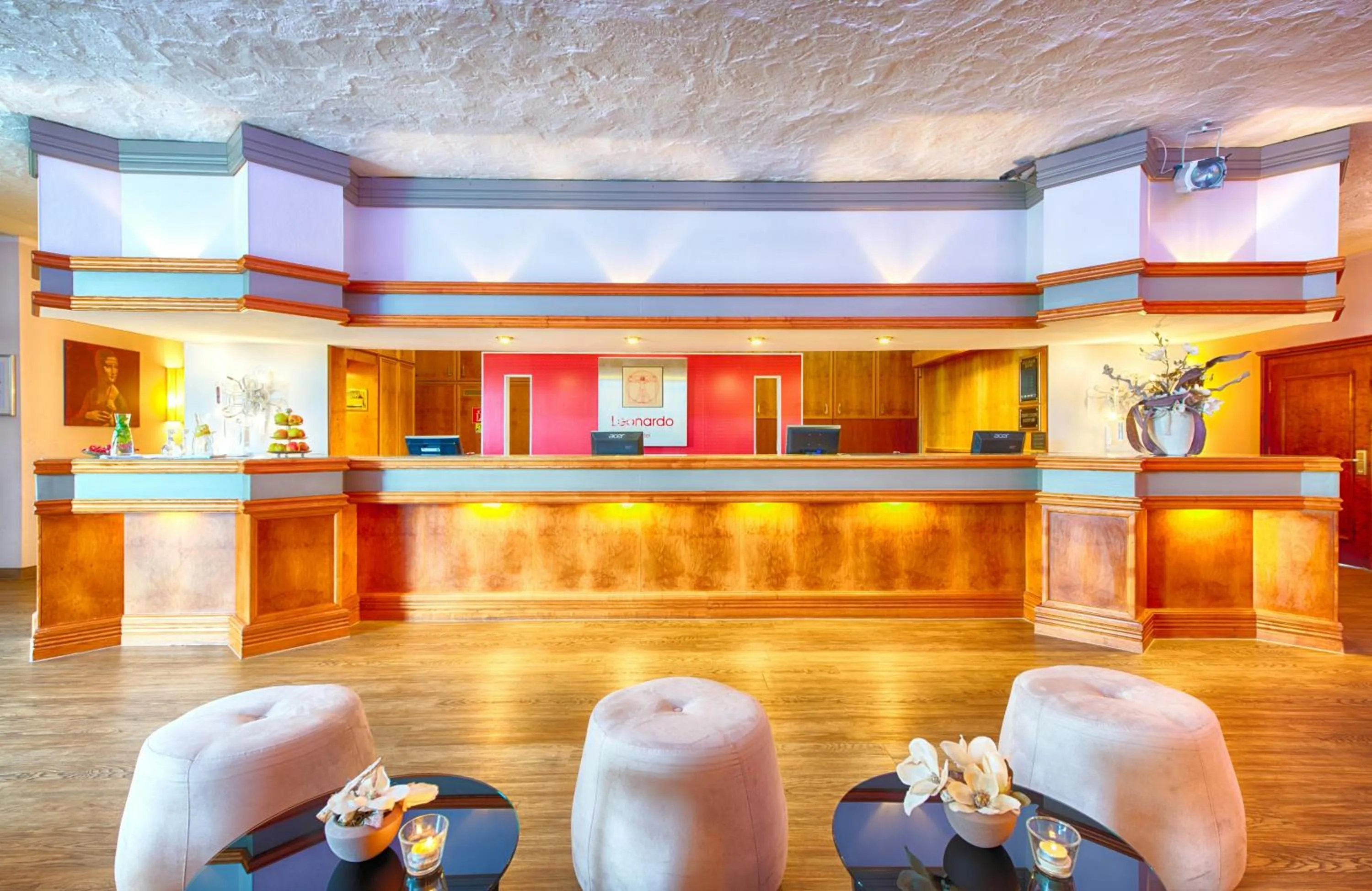 Lobby or reception in Leonardo Hotel Heidelberg Walldorf