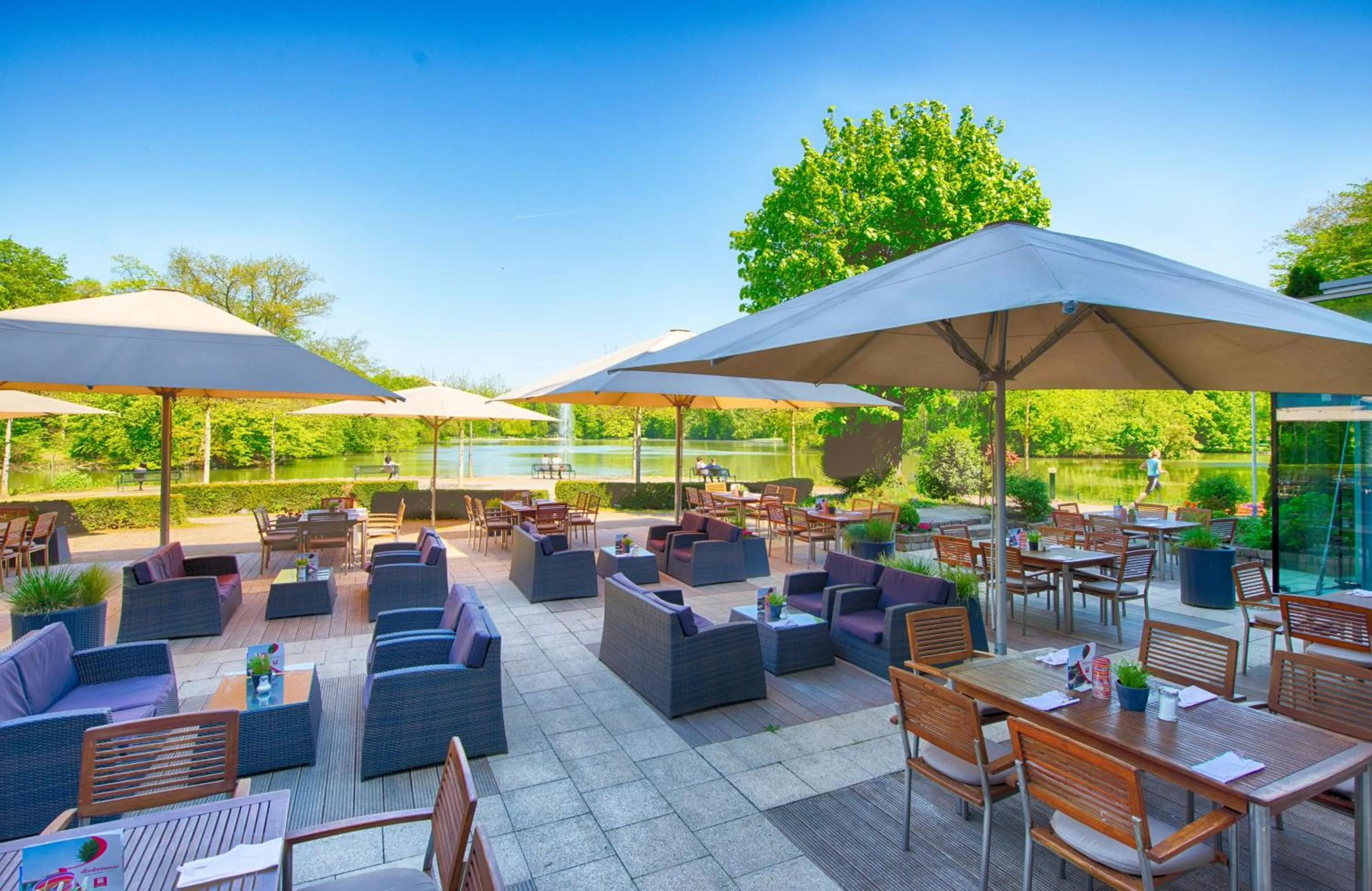 Balcony/Terrace in Leonardo Royal Hotel Köln - Am Stadtwald