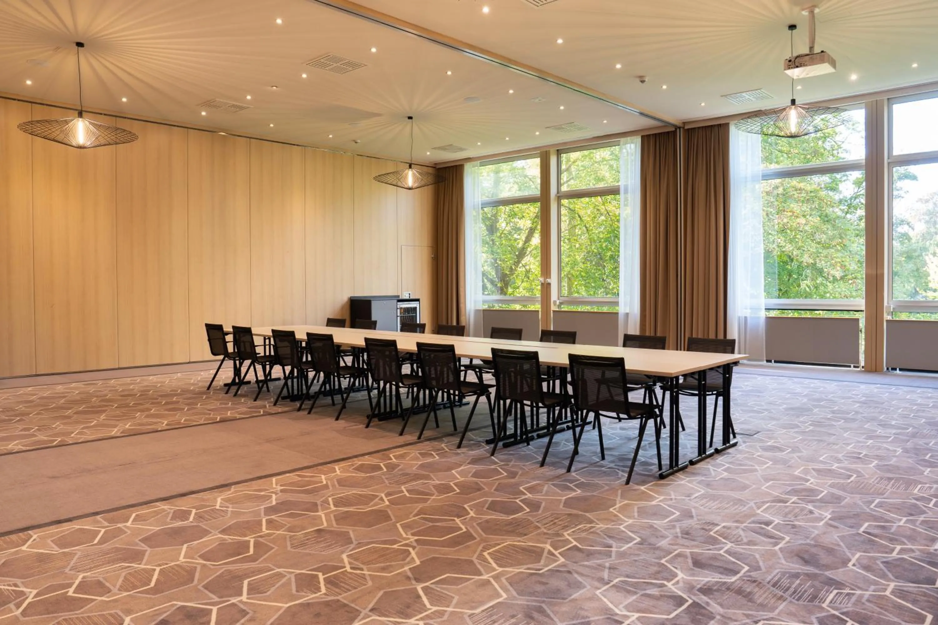 Meeting/conference room in Leonardo Royal Hotel Köln - Am Stadtwald