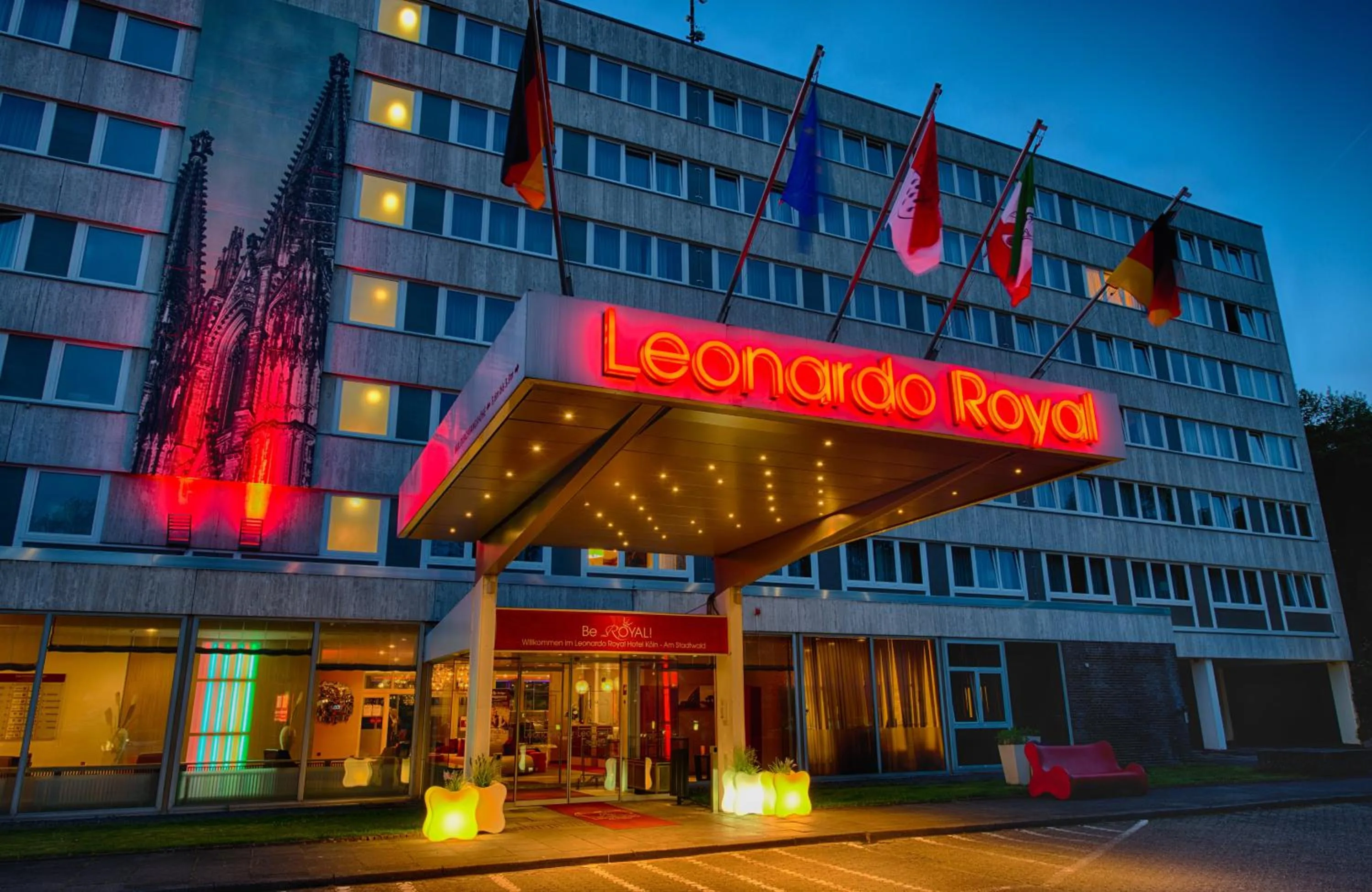 Property building in Leonardo Royal Hotel Köln - Am Stadtwald