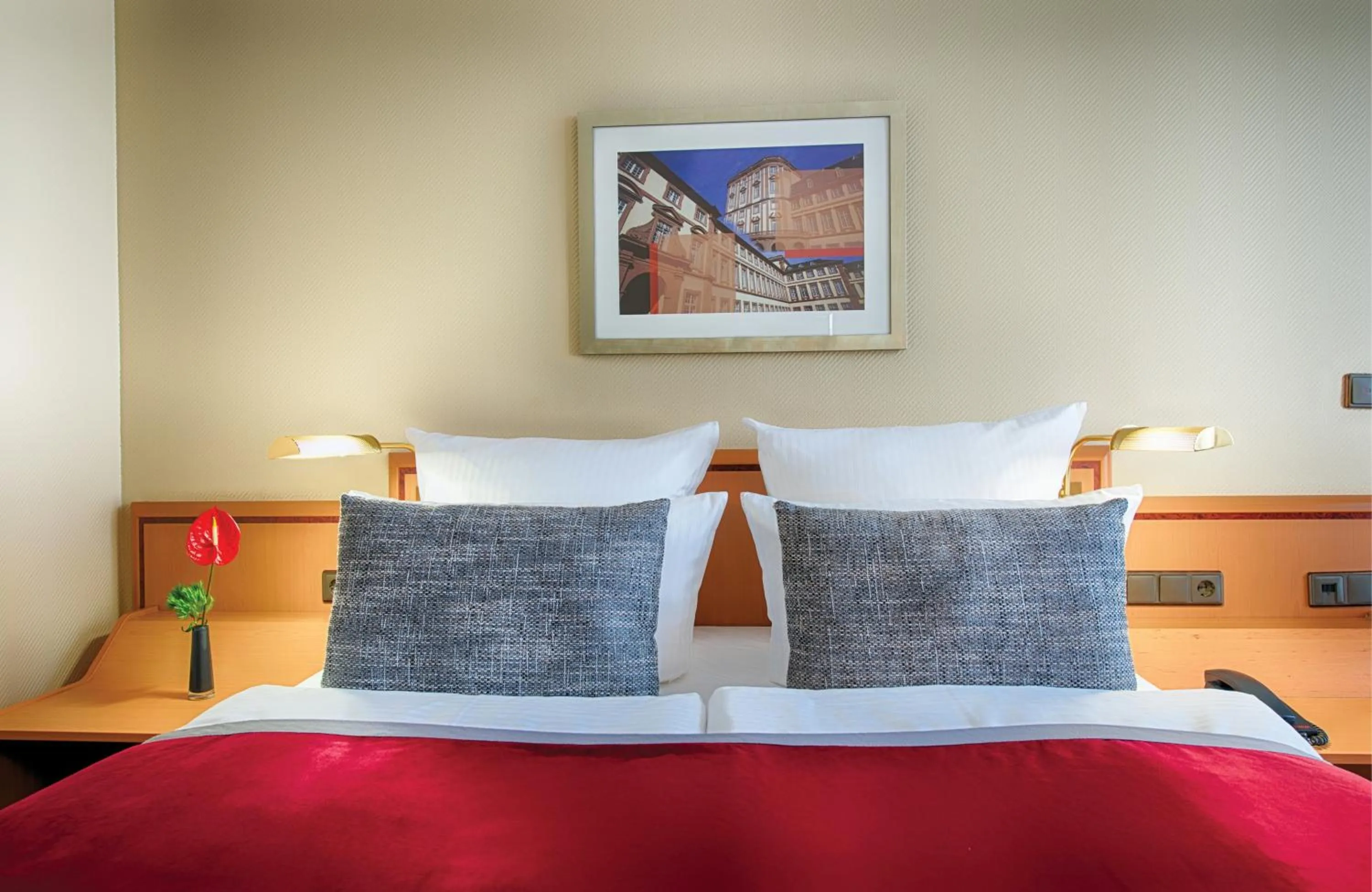 Photo of the whole room, Bed in Leonardo Hotel Mannheim City Center