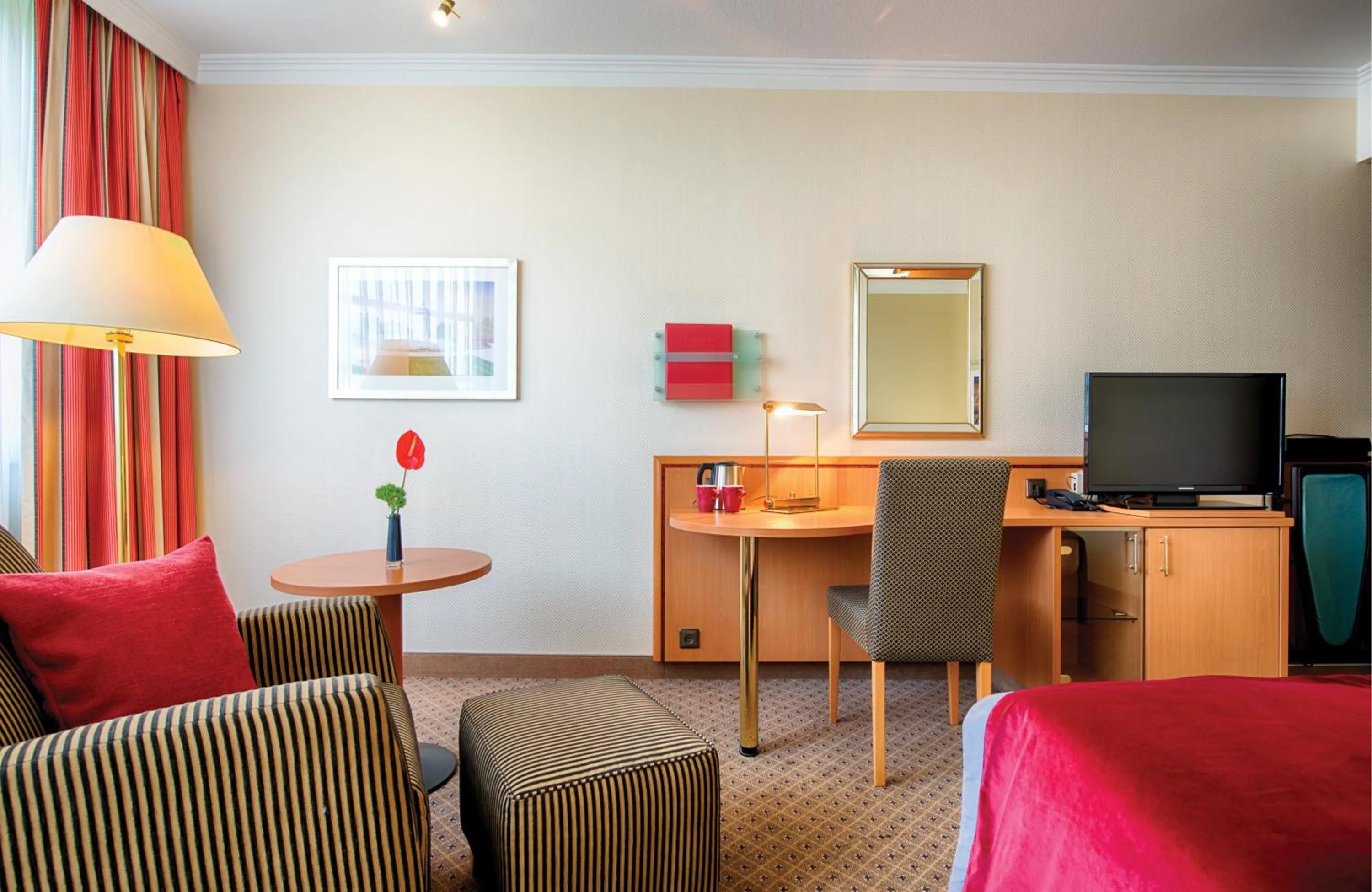 Photo of the whole room in Leonardo Hotel Mannheim City Center