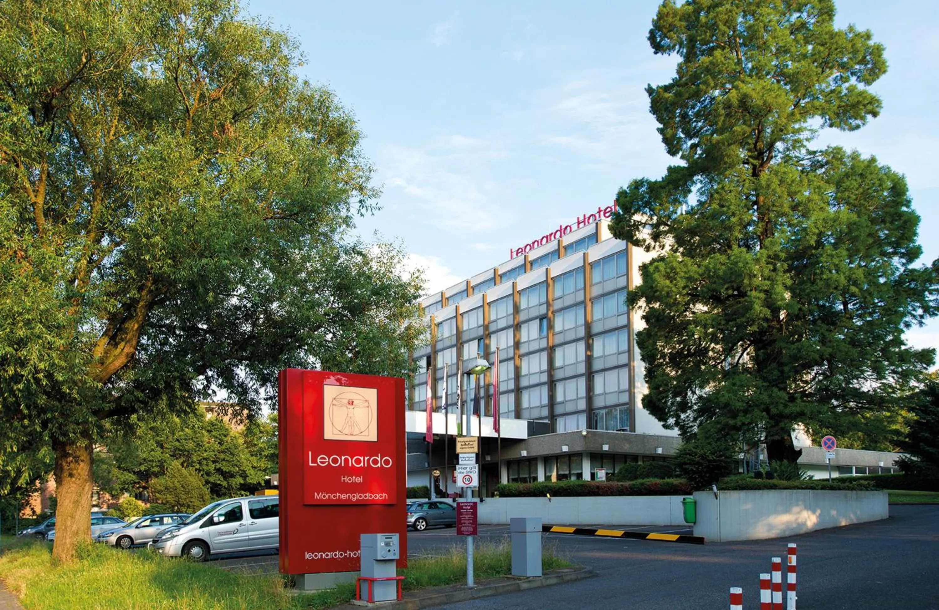 Property building in Leonardo Hotel Mönchengladbach