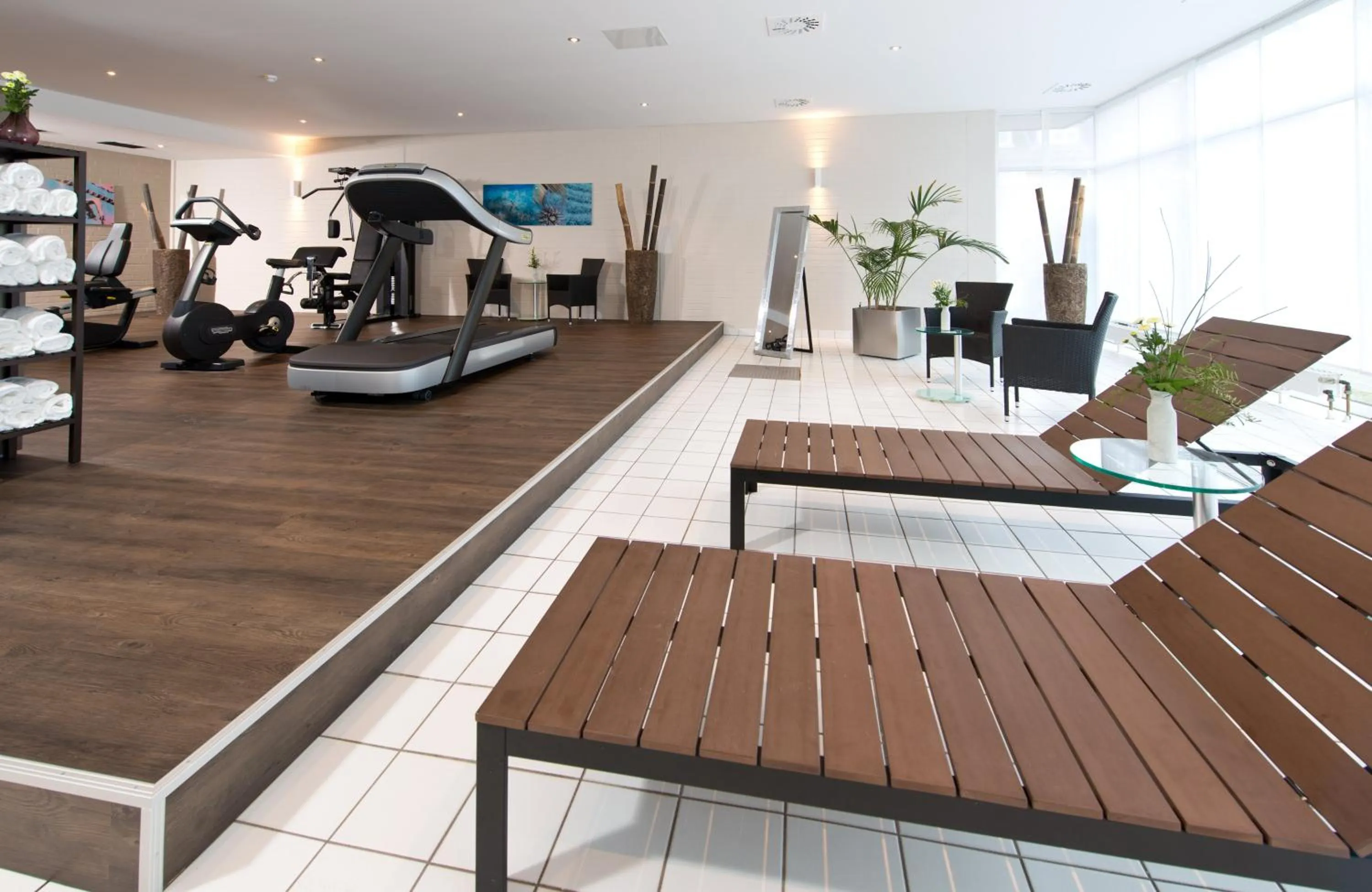 Fitness centre/facilities in Leonardo Hotel Mönchengladbach