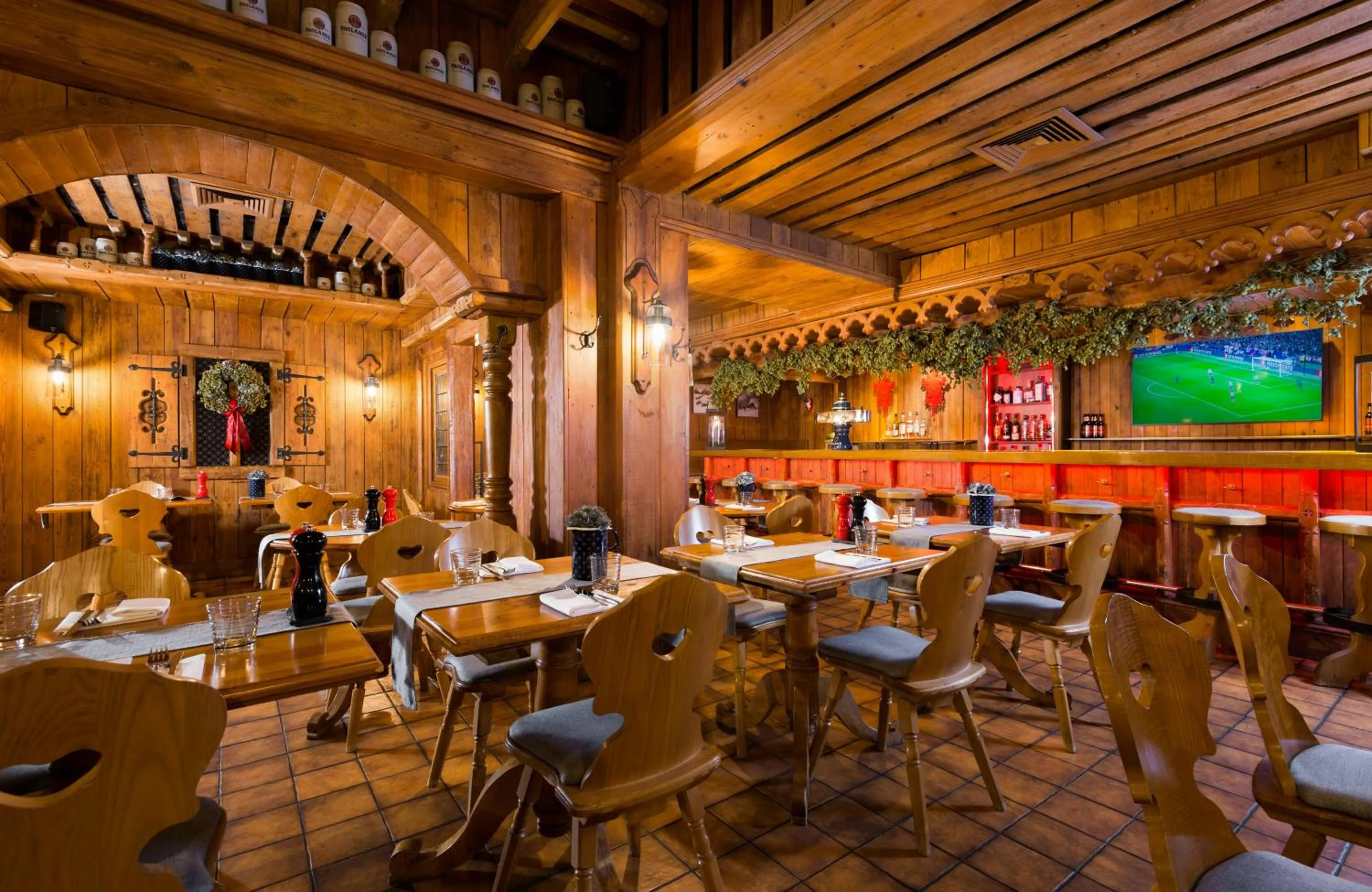 Lounge or bar in Leonardo Hotel Munich Arabellapark