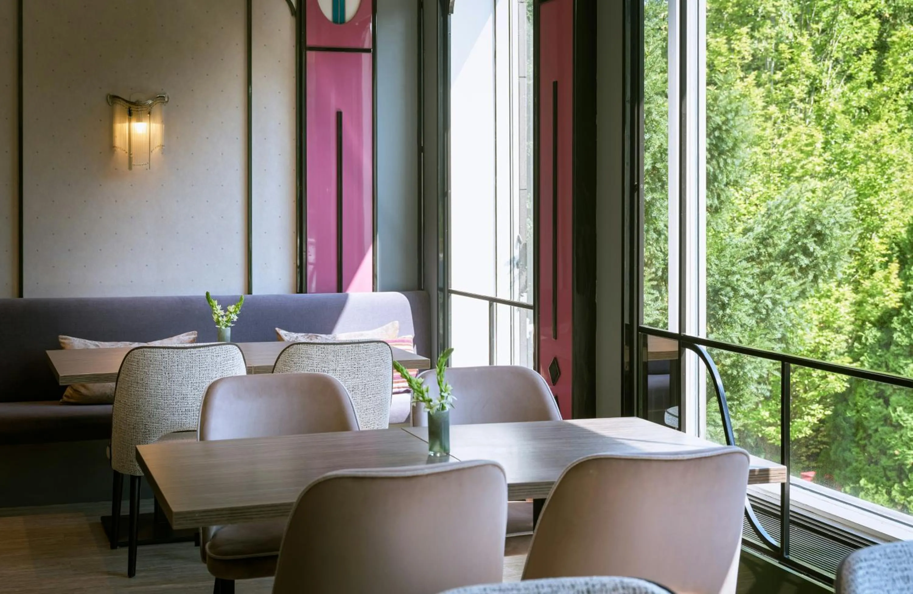 Breakfast in Leonardo Hotel Munich Arabellapark