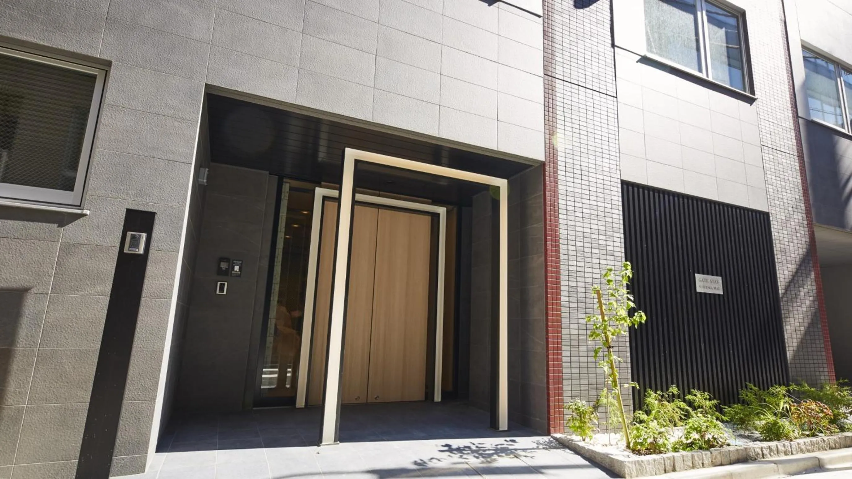 Property building in MONday Apart Nihonbashi Ningyocho