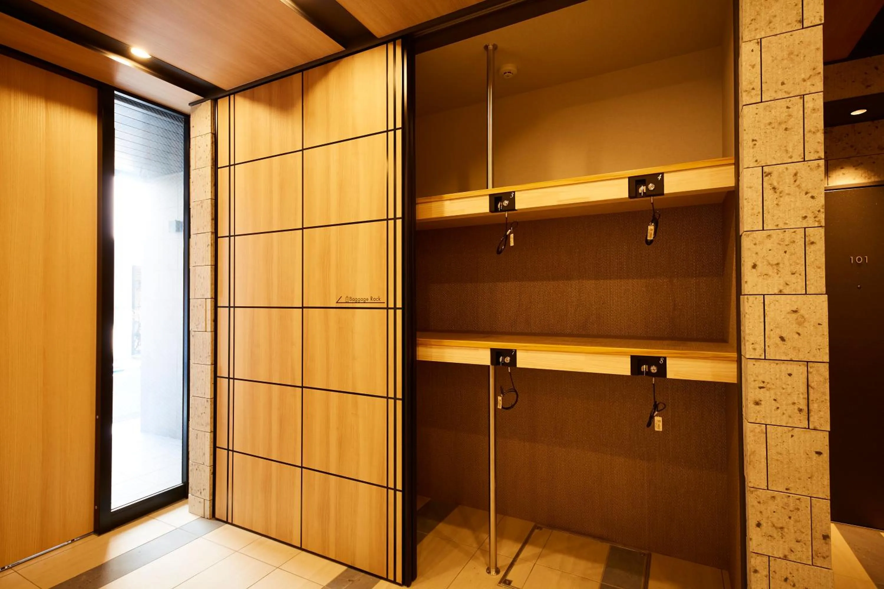 MONday Apart Nihonbashi Ningyocho