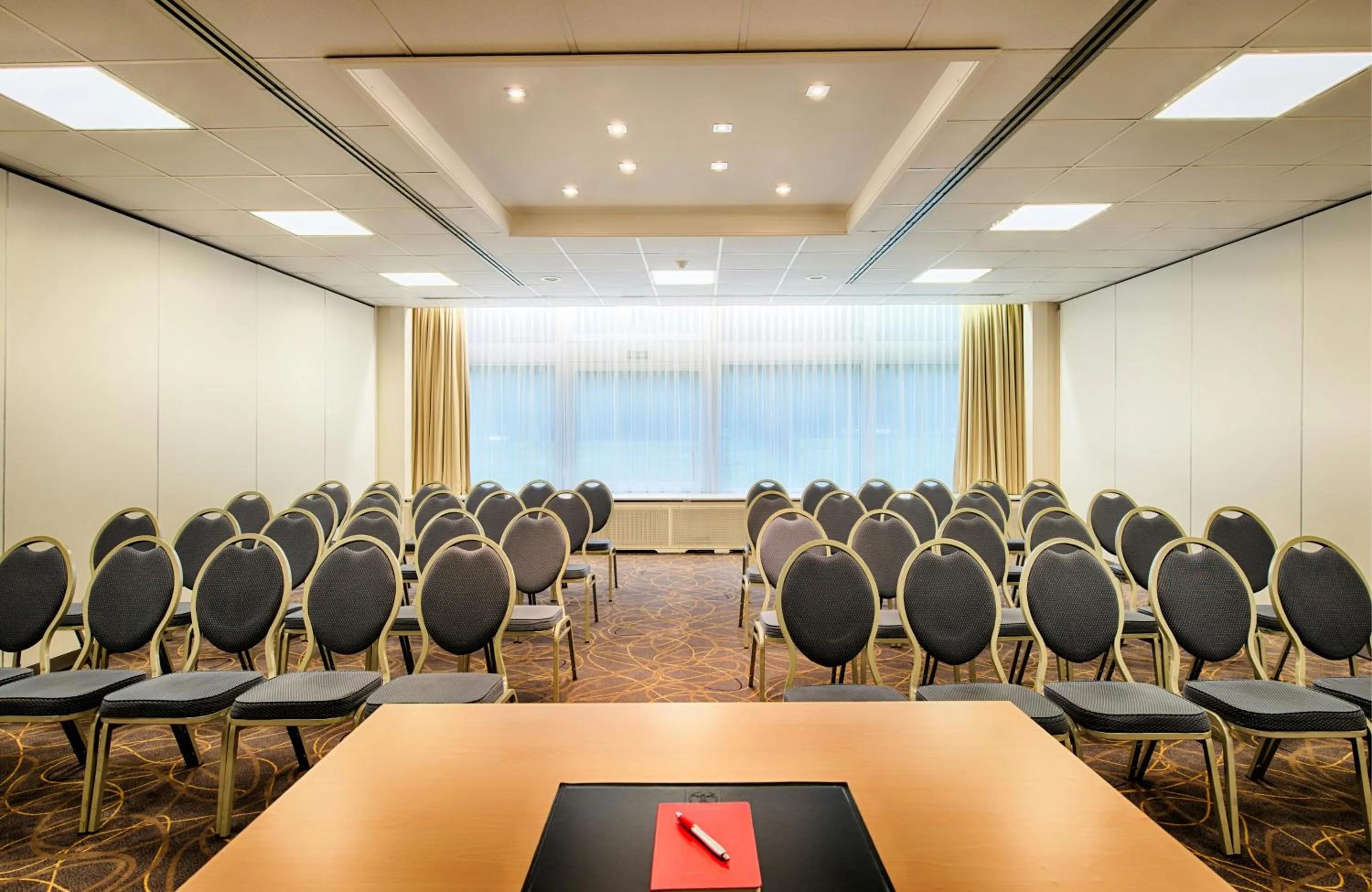 Meeting/conference room in Leonardo Hotel Hamburg City Nord
