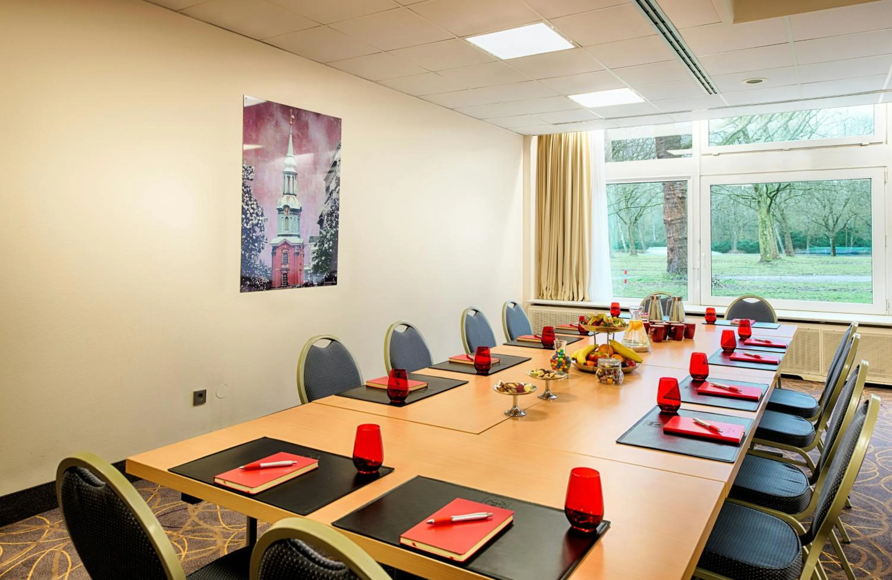 Meeting/conference room in Leonardo Hotel Hamburg City Nord