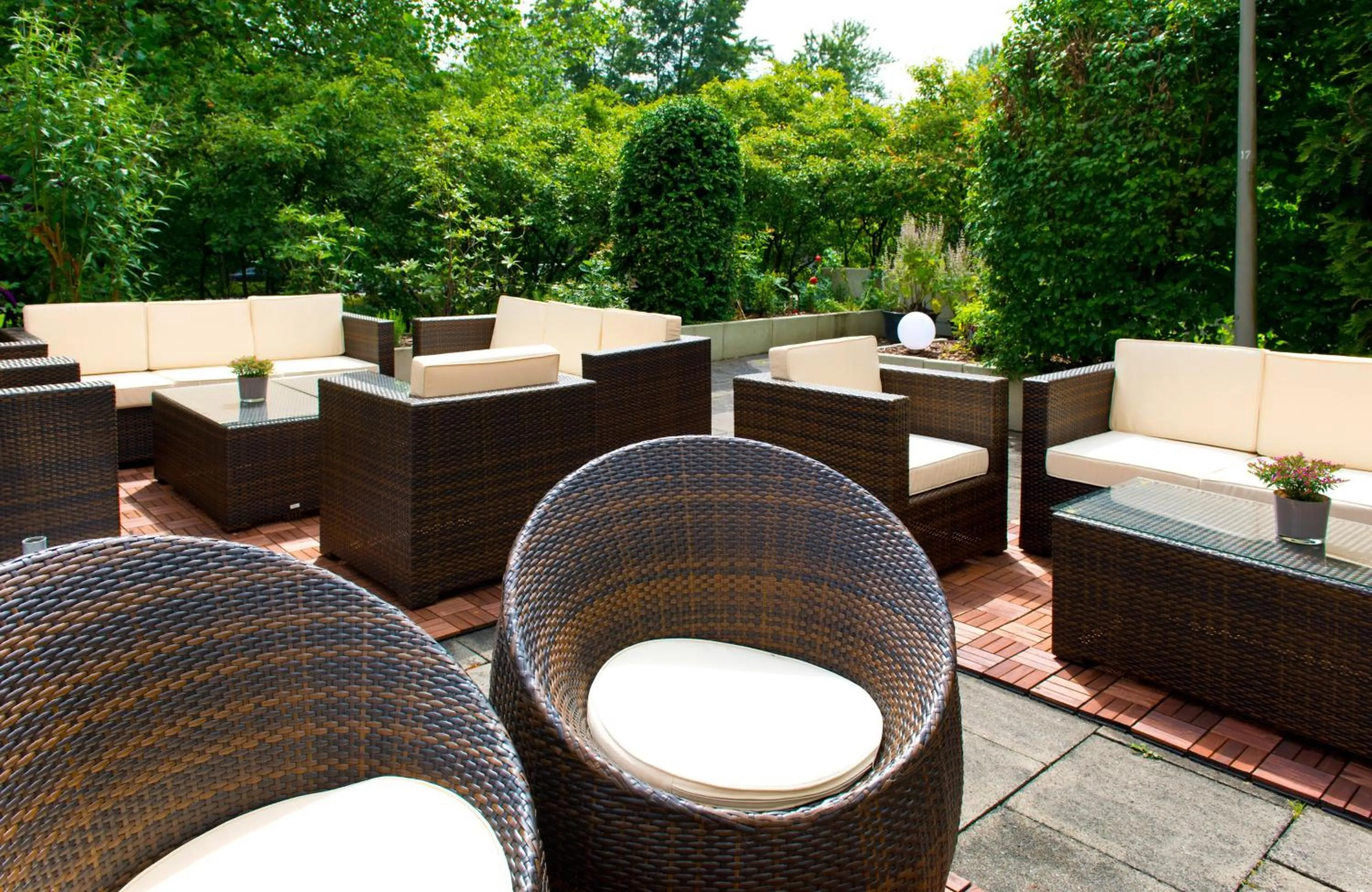 Balcony/Terrace in Leonardo Hotel Hamburg City Nord