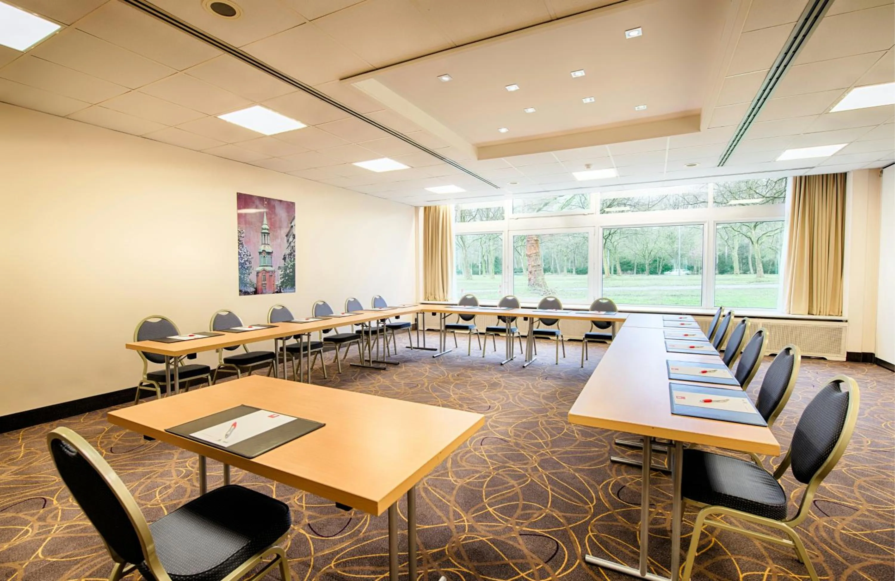 Meeting/conference room in Leonardo Hotel Hamburg City Nord