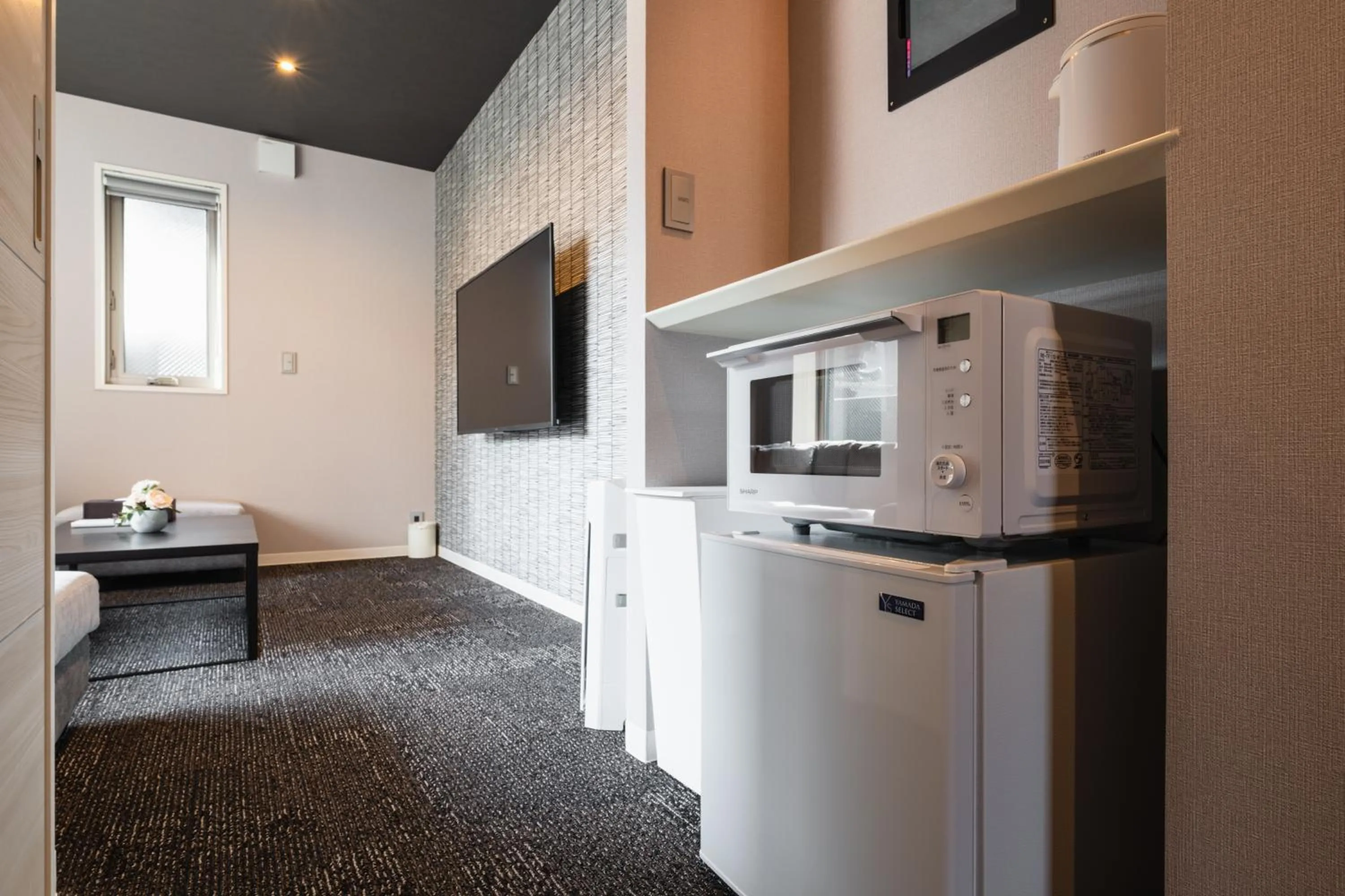 Photo of the whole room in GRAND BASE Moji Nagomi