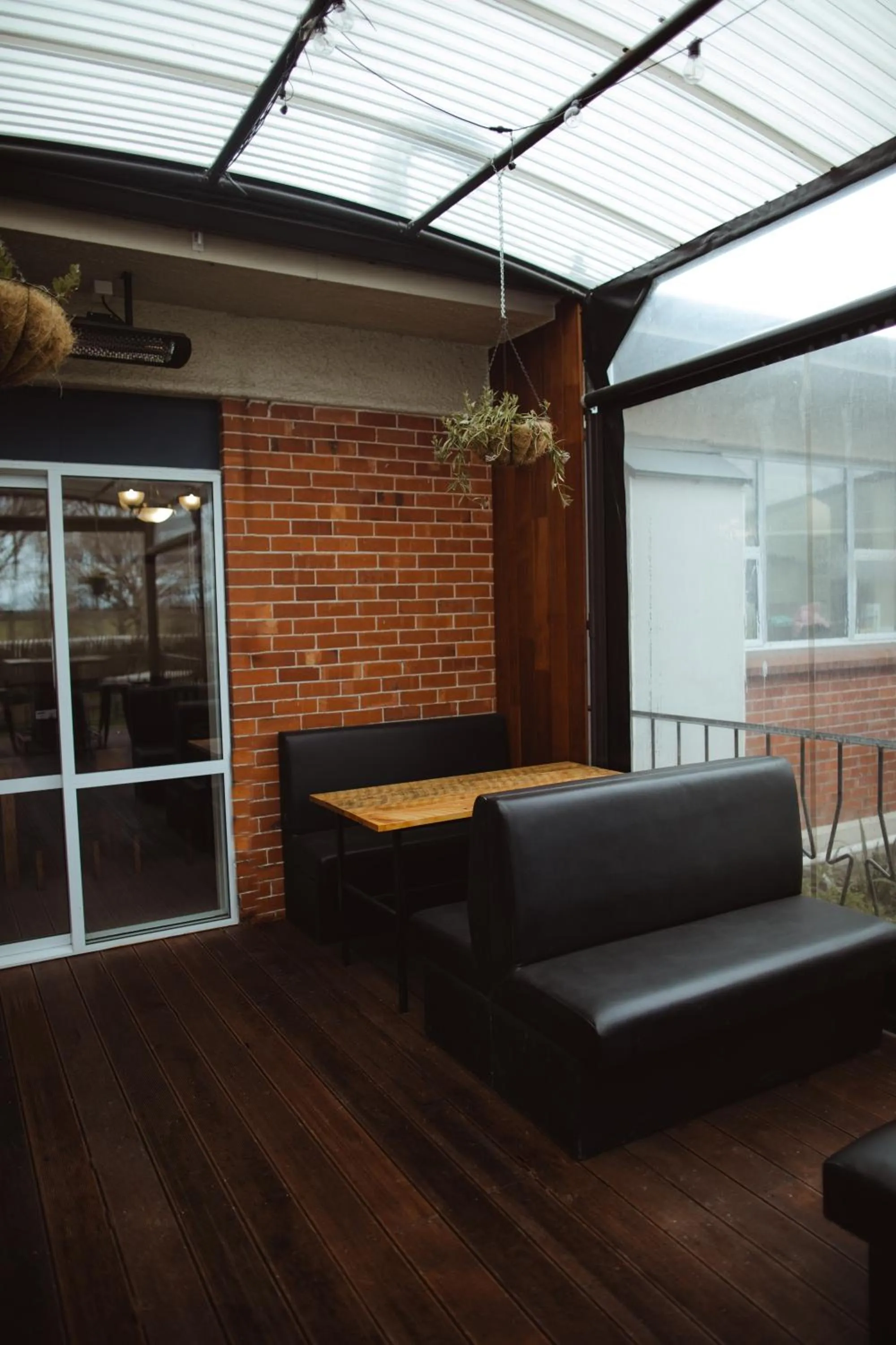 Makikihi Country Hotel