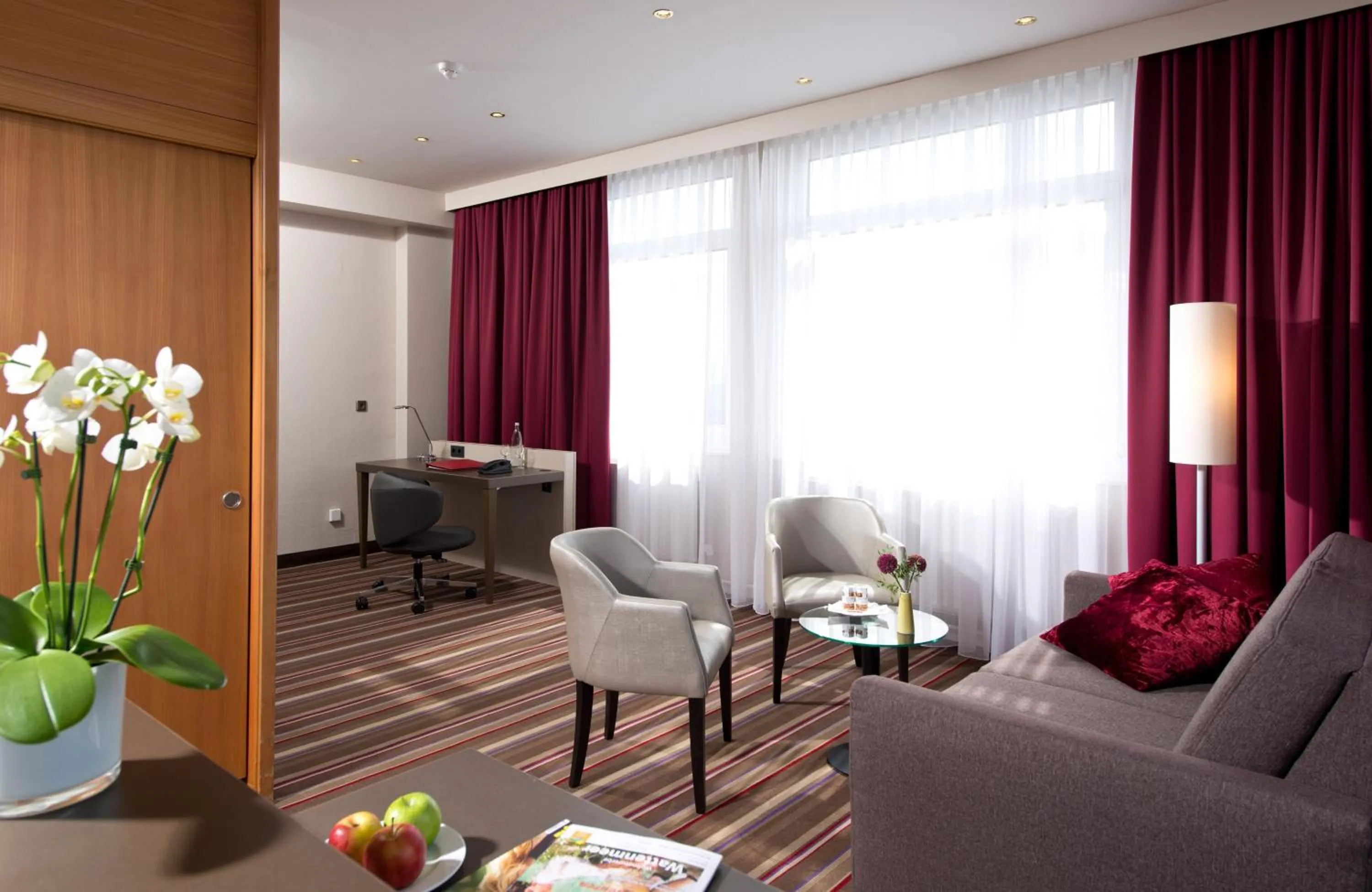 Photo of the whole room in Leonardo Hotel Karlsruhe