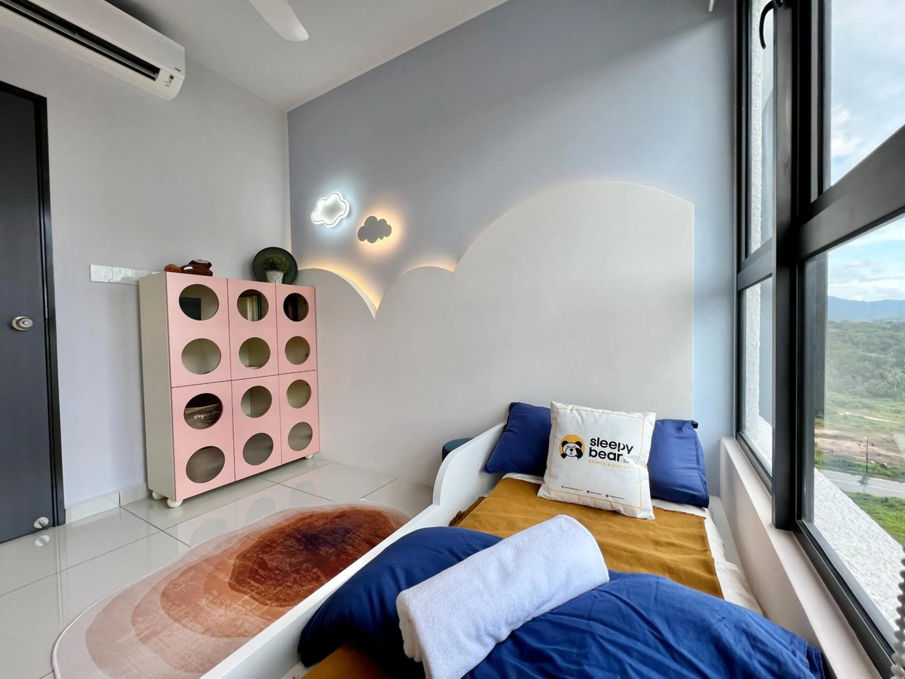 Bed in Gaia Residence, Gamuda Gardens Rawang by Sleepy Bear