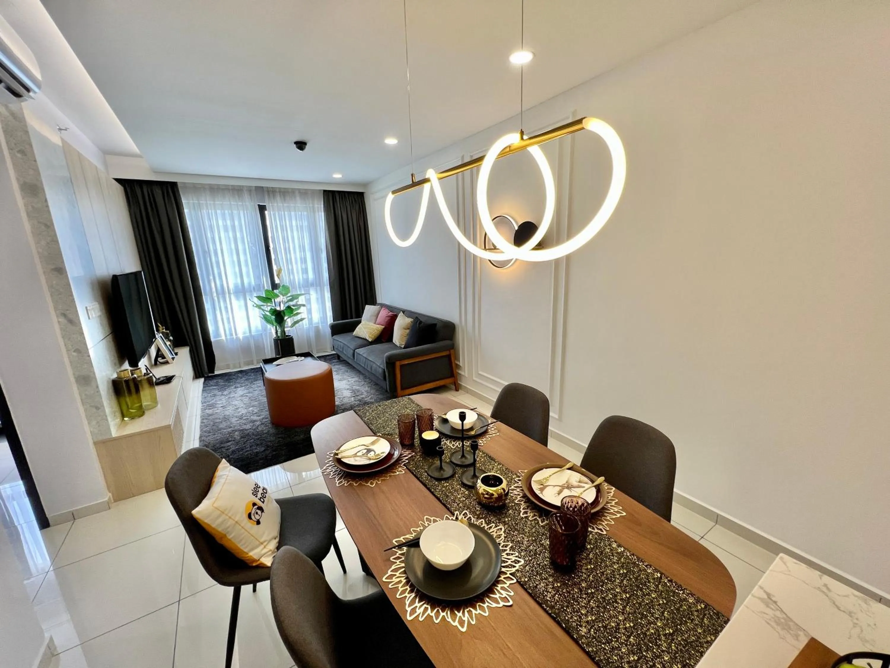 Dining area in Gaia Residence, Gamuda Gardens Rawang by Sleepy Bear