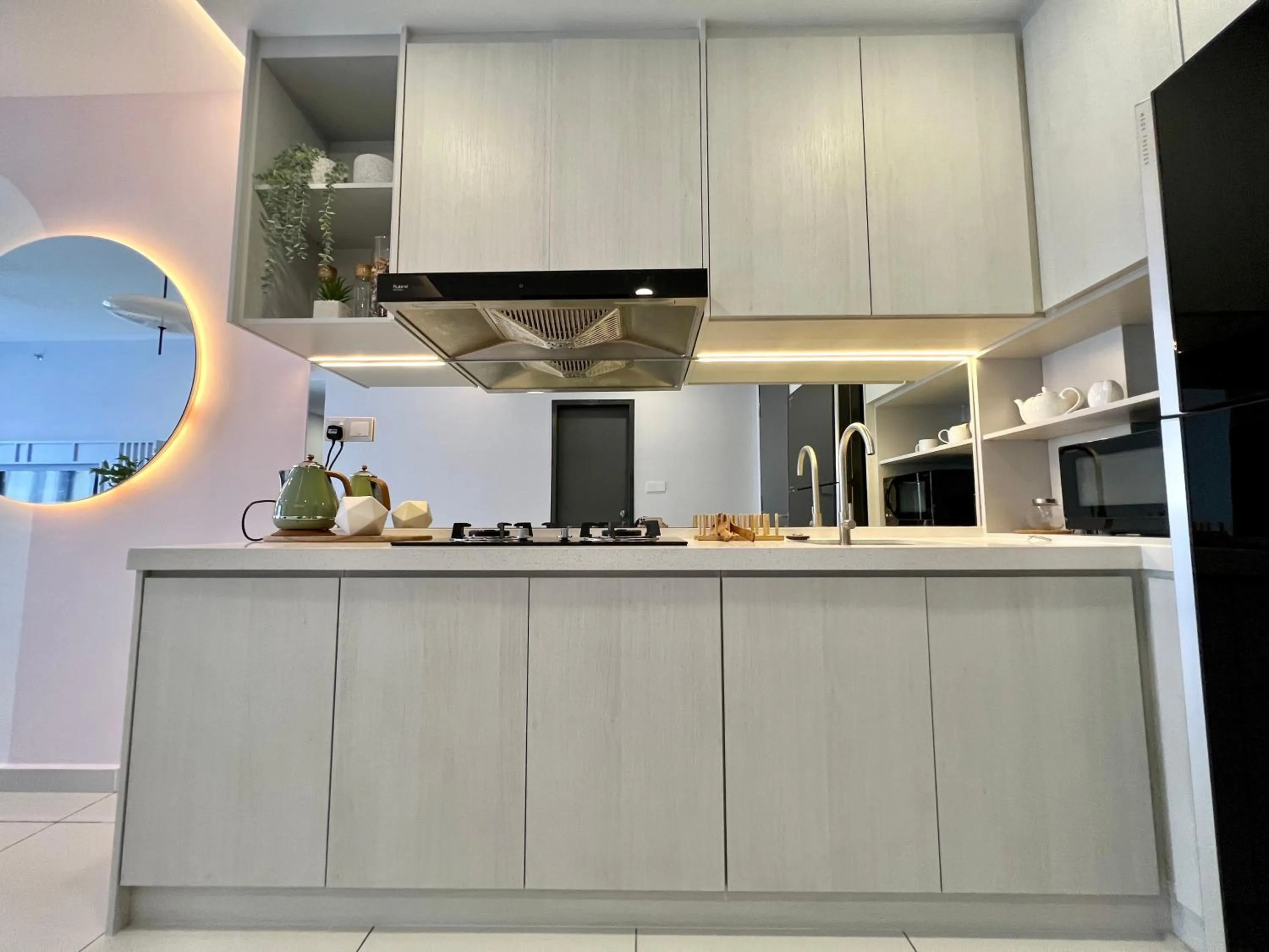 Coffee/tea facilities in Gaia Residence, Gamuda Gardens Rawang by Sleepy Bear