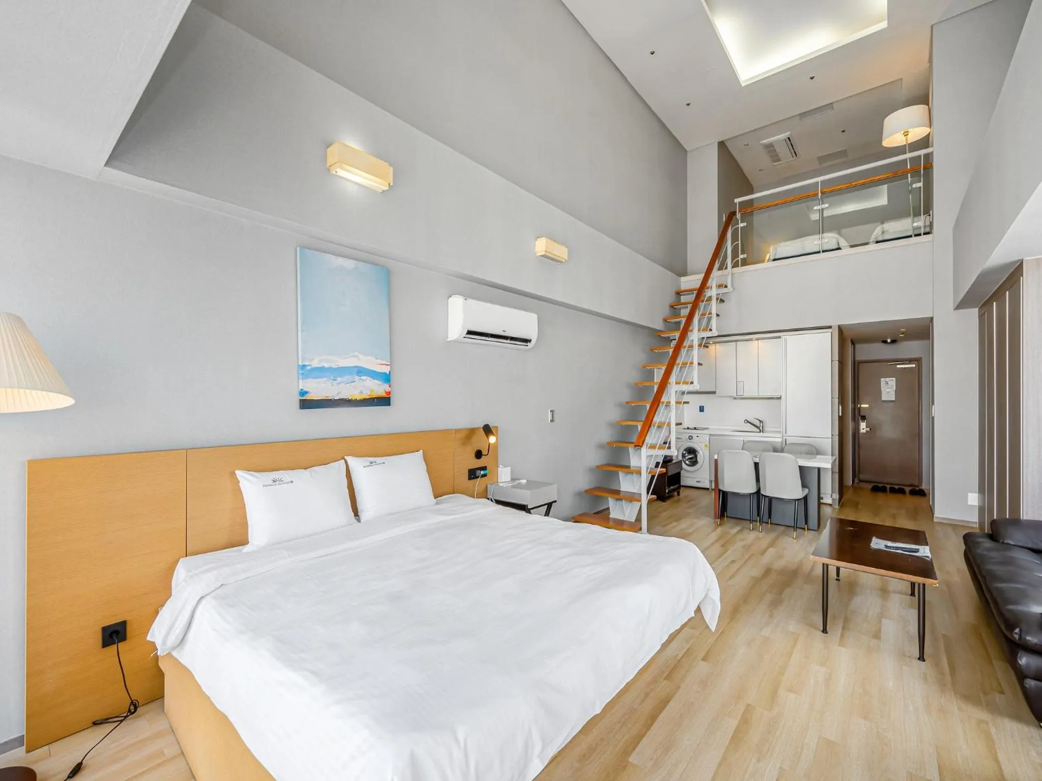 Bed in Haeundae Seacloud Hotel Residence