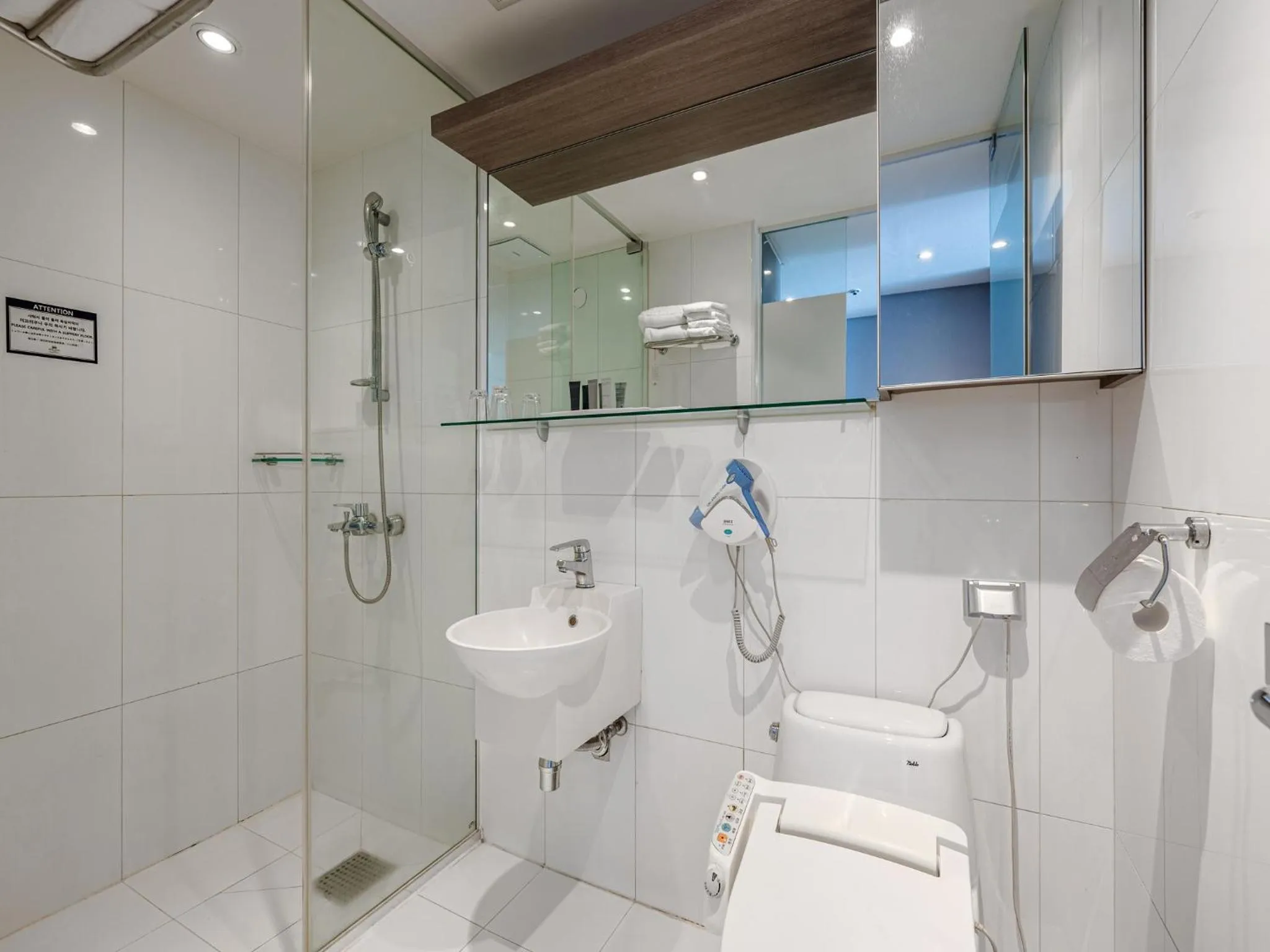 Toilet in Haeundae Seacloud Hotel Residence