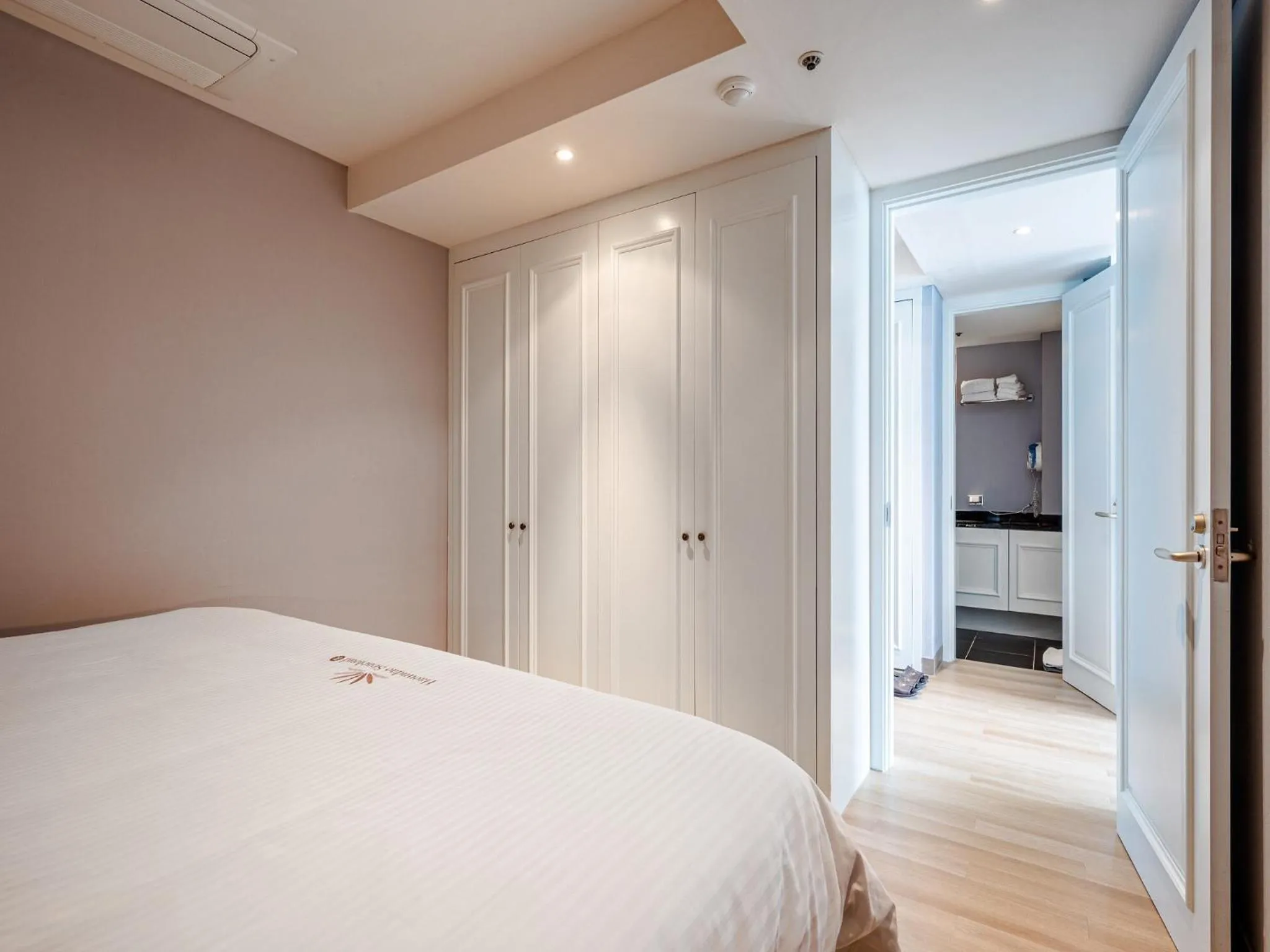 Area and facilities, Bed in Haeundae Seacloud Hotel Residence