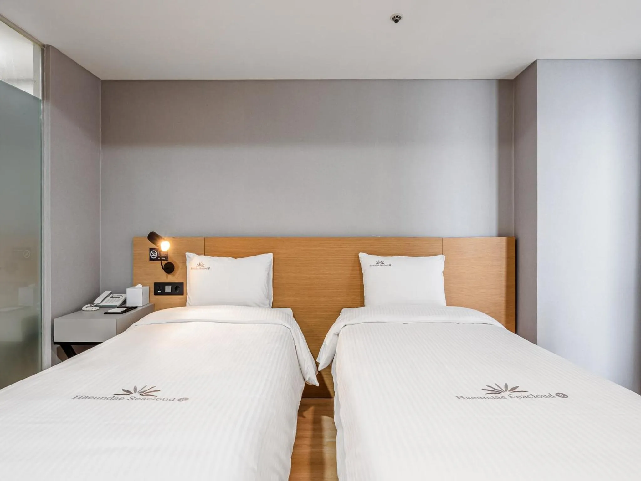 Bed in Haeundae Seacloud Hotel Residence