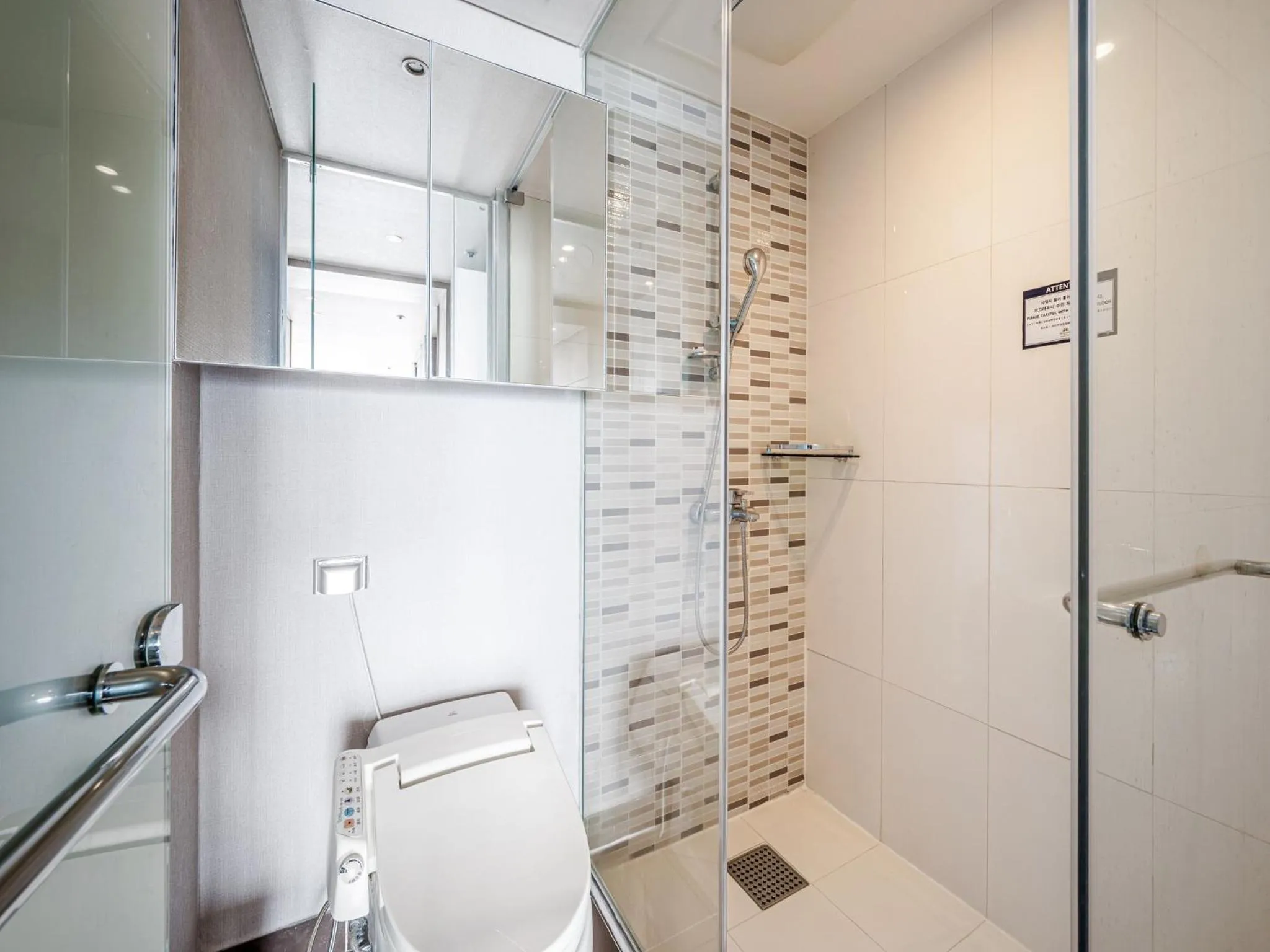 Toilet in Haeundae Seacloud Hotel Residence