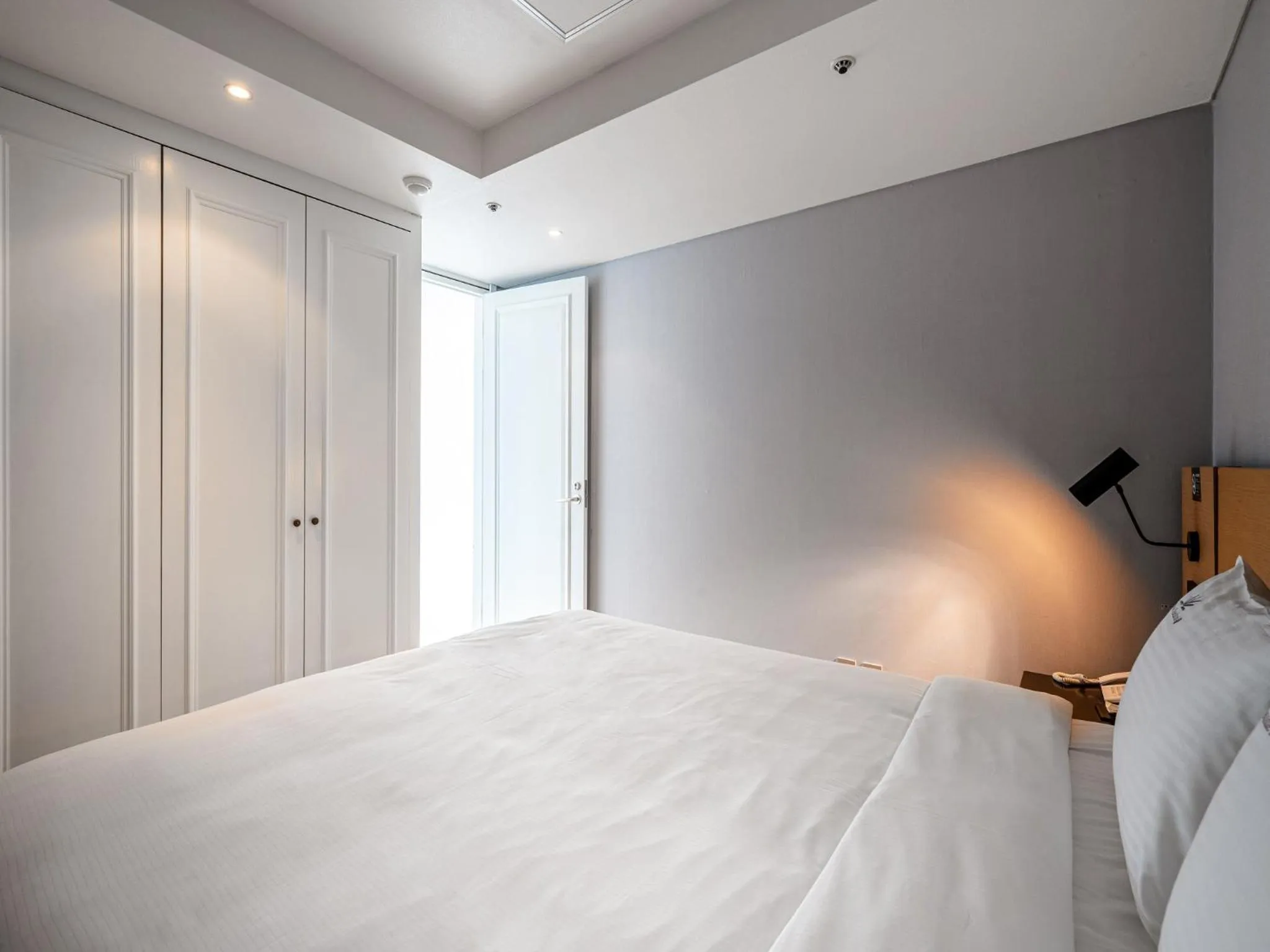 Area and facilities, Bed in Haeundae Seacloud Hotel Residence