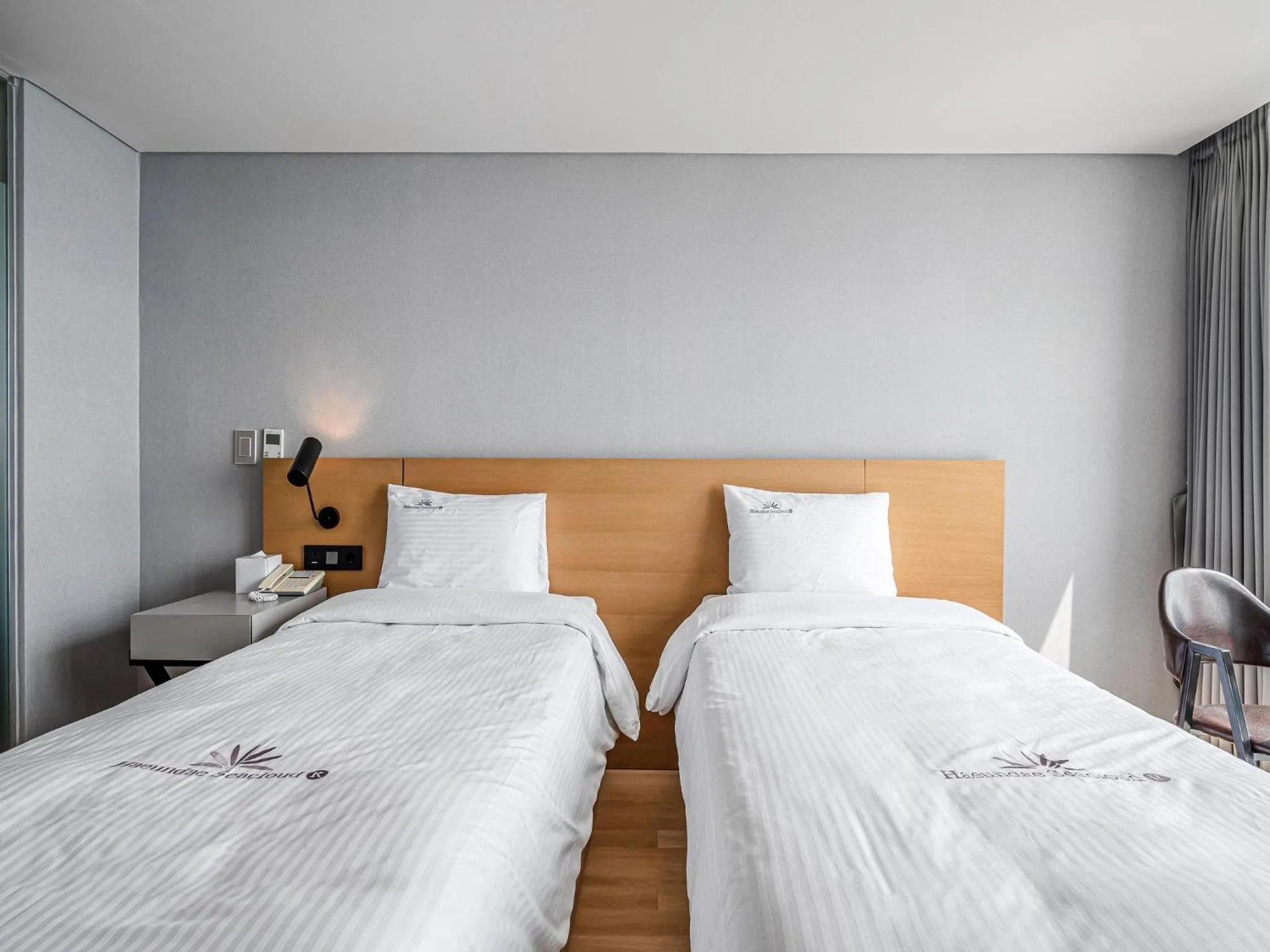 Bed in Haeundae Seacloud Hotel Residence