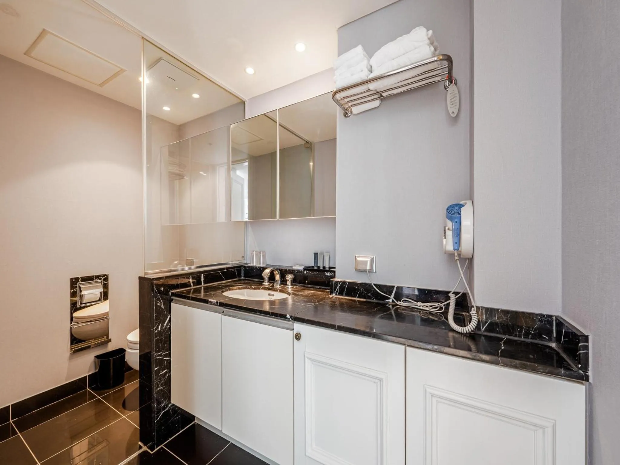 Toilet in Haeundae Seacloud Hotel Residence