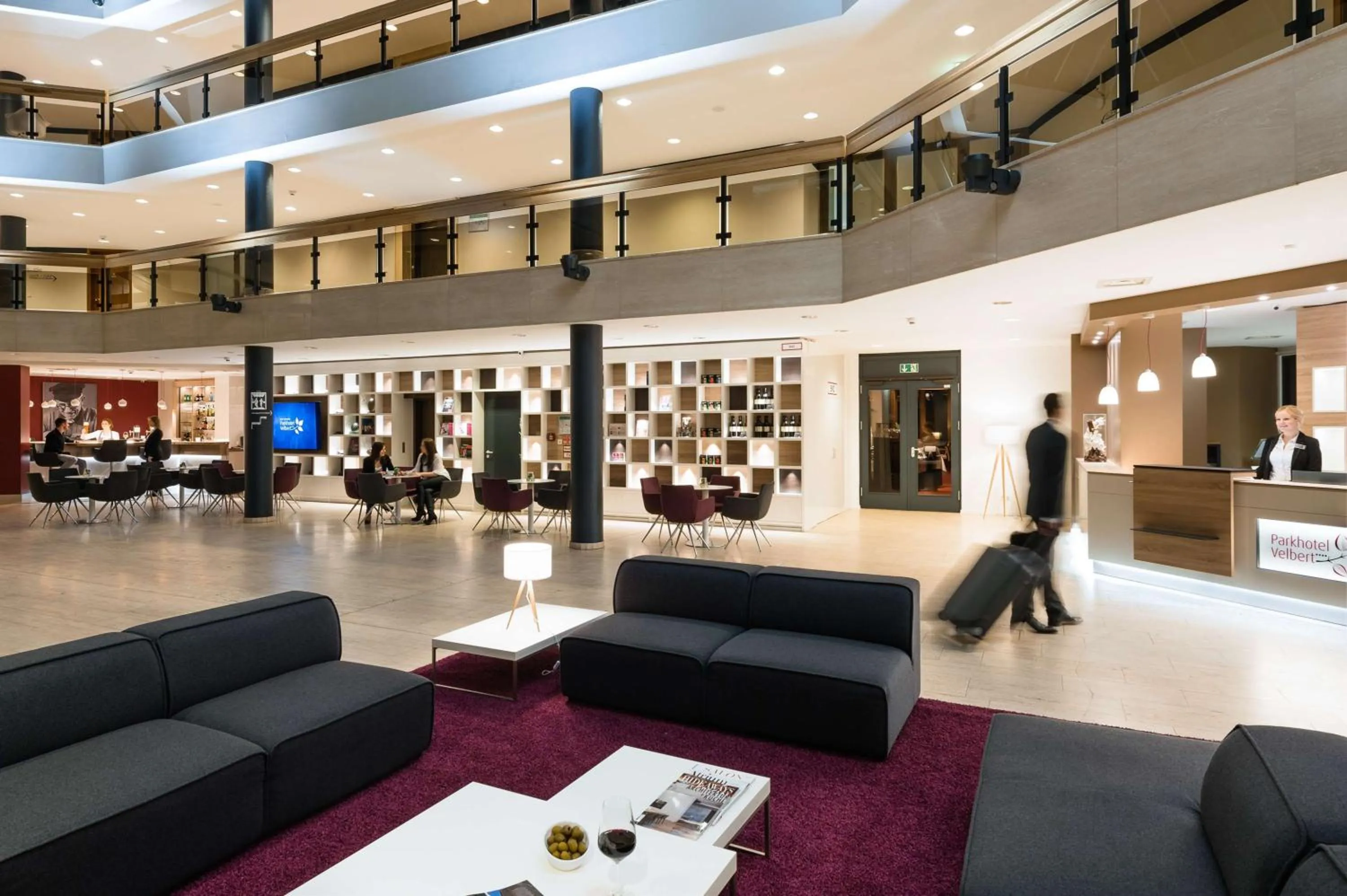 Lobby or reception in Best Western Plus Parkhotel Velbert