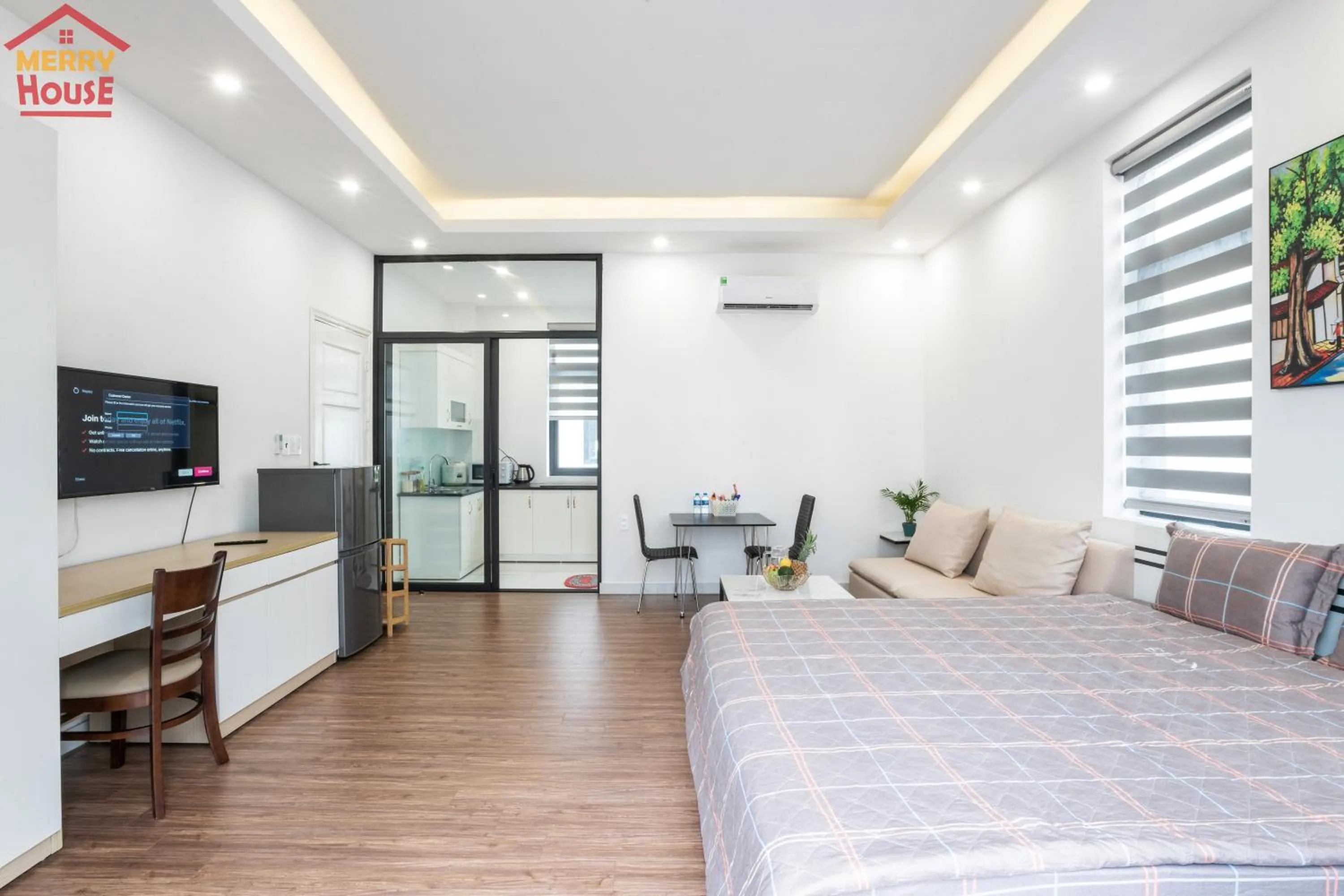 Bed in Merry House Imperia