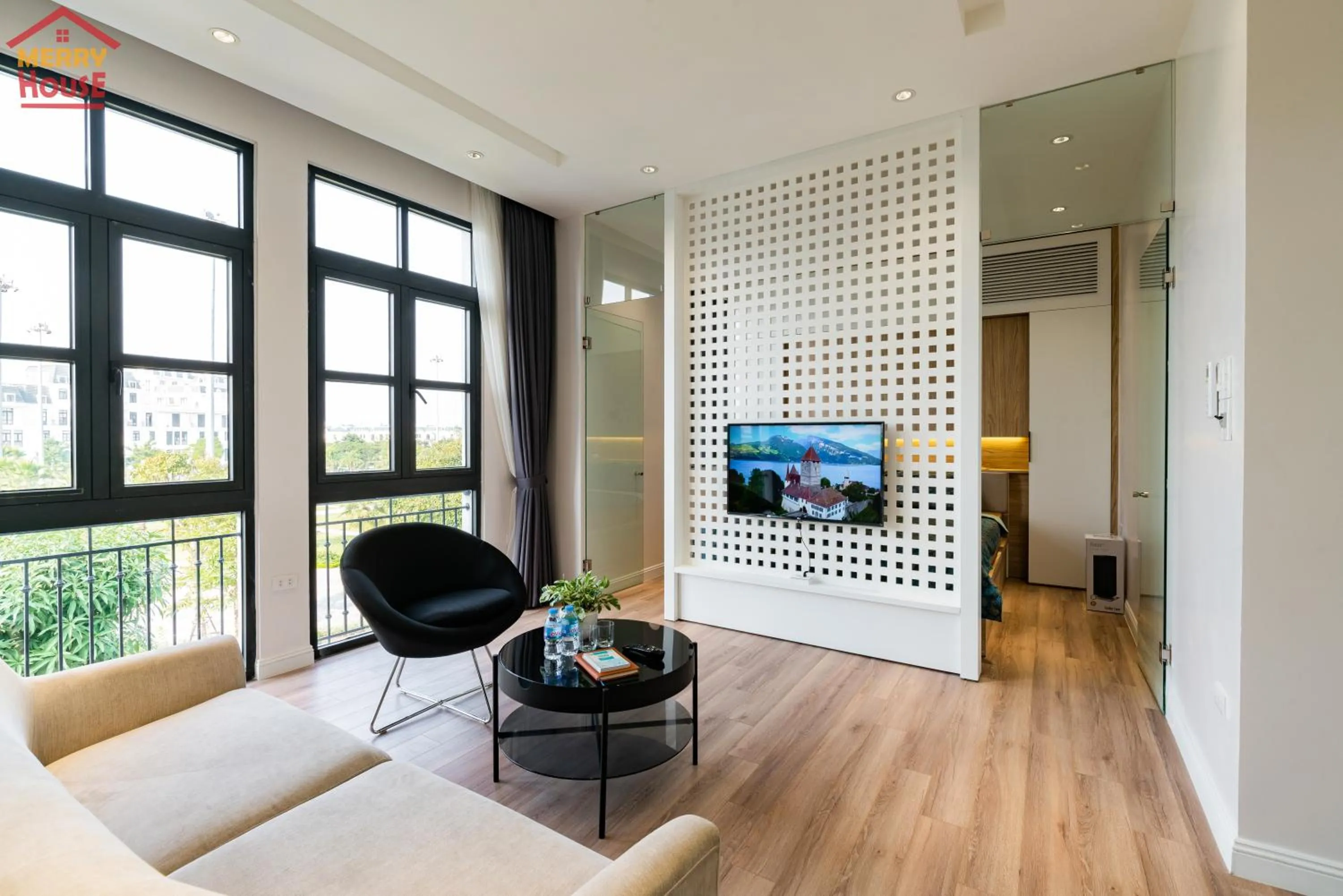 TV and multimedia in Merry House Imperia