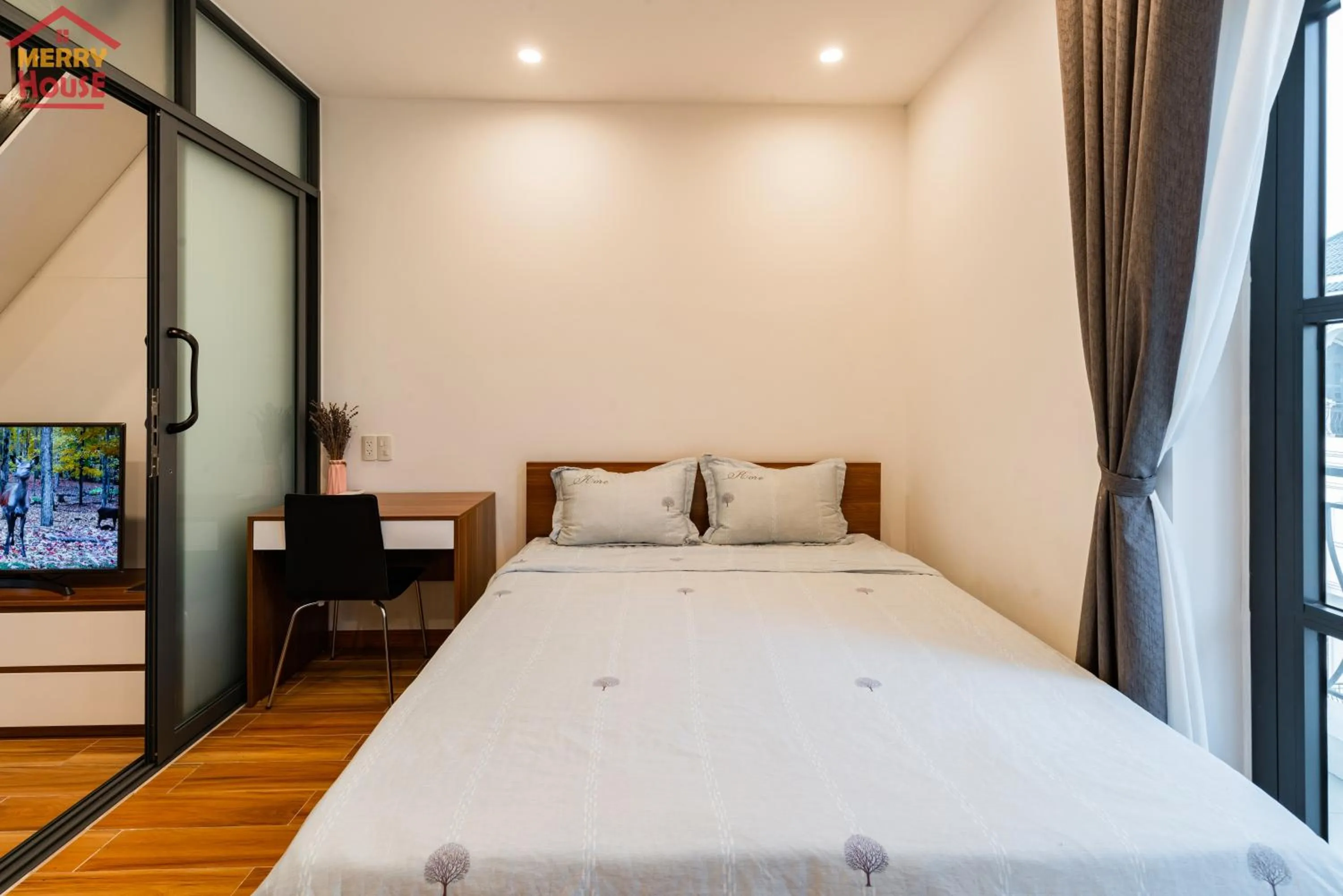 Bed in Merry House Imperia